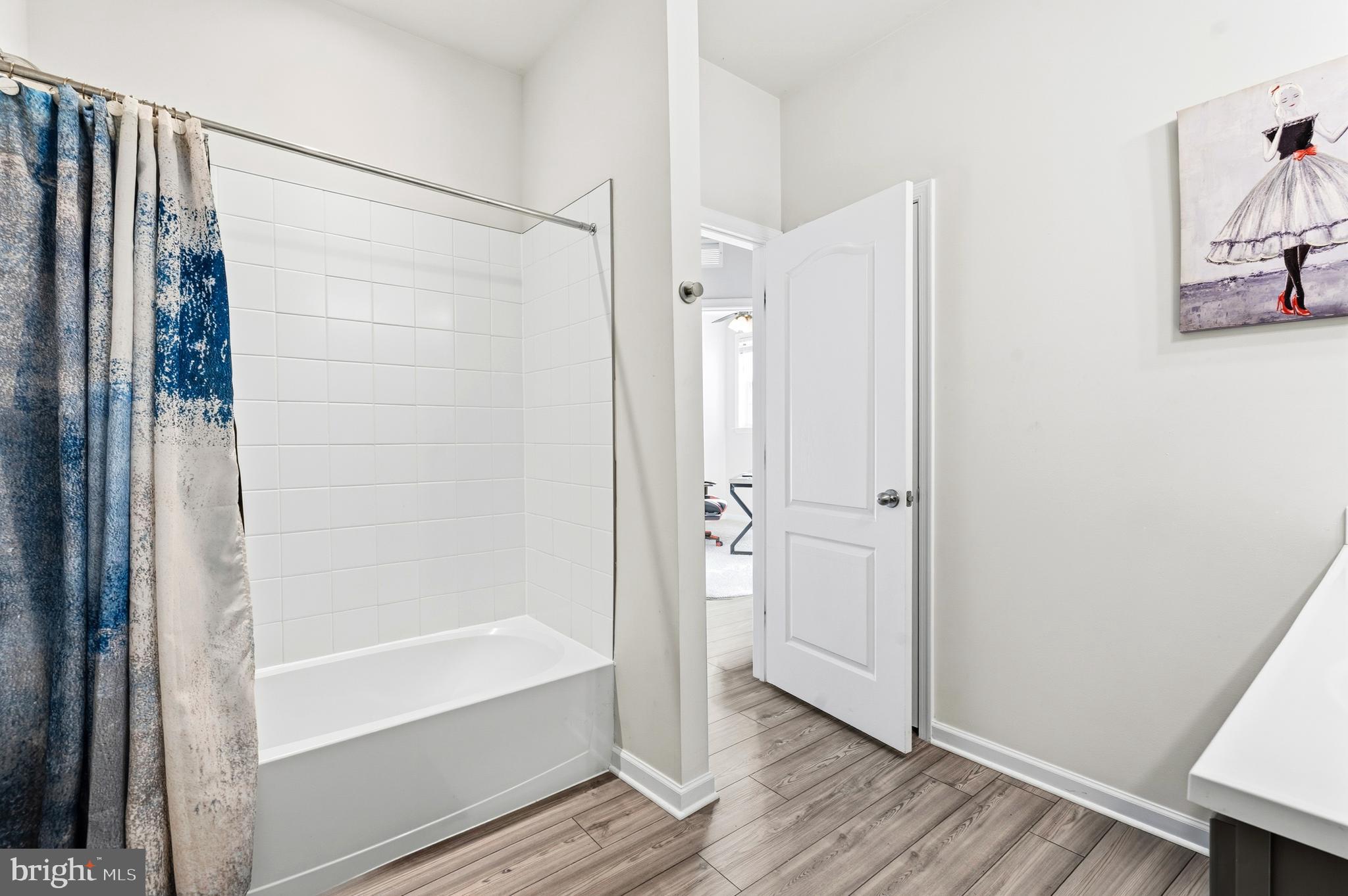 WESTRIDGE AT WESTPHALIA - Residential Lease