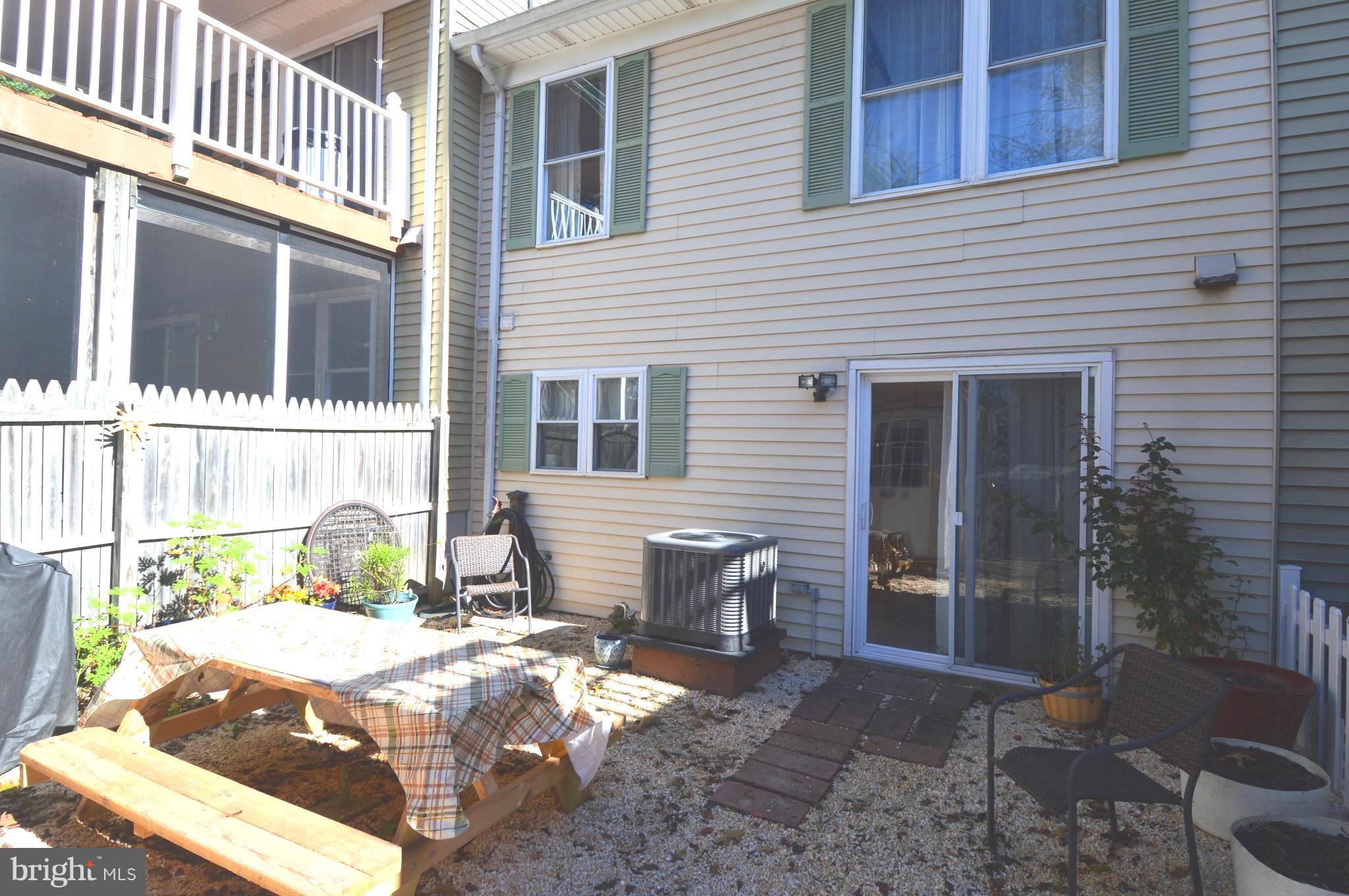 CASTLEMILL - Residential