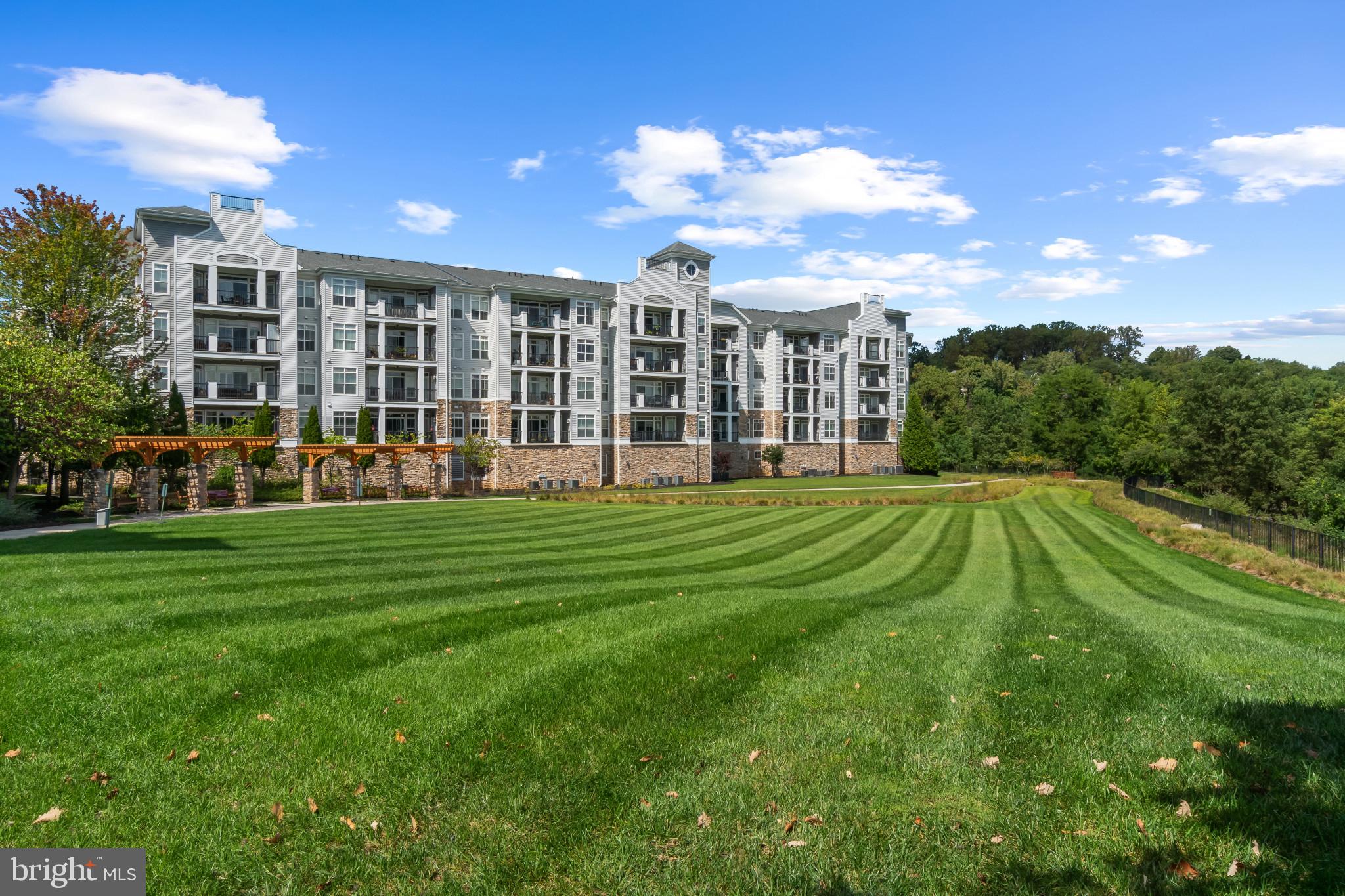 THE BLUFFS AT QUARRY LAKE - Residential