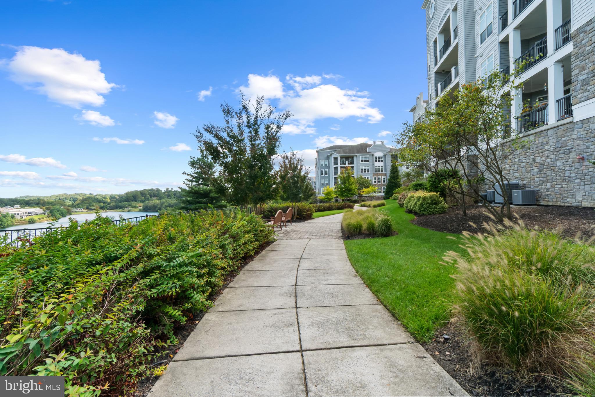 THE BLUFFS AT QUARRY LAKE - Residential