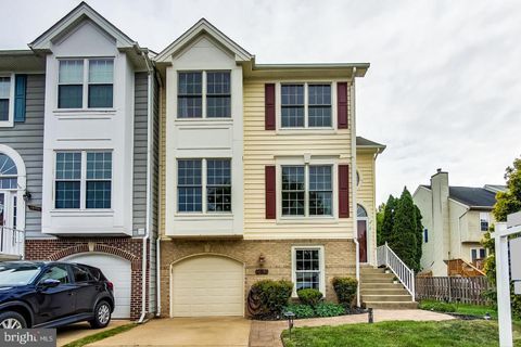 Townhouse For Rent - 20392 Ashcroft Terrace<br/> STERLING, VA 20165