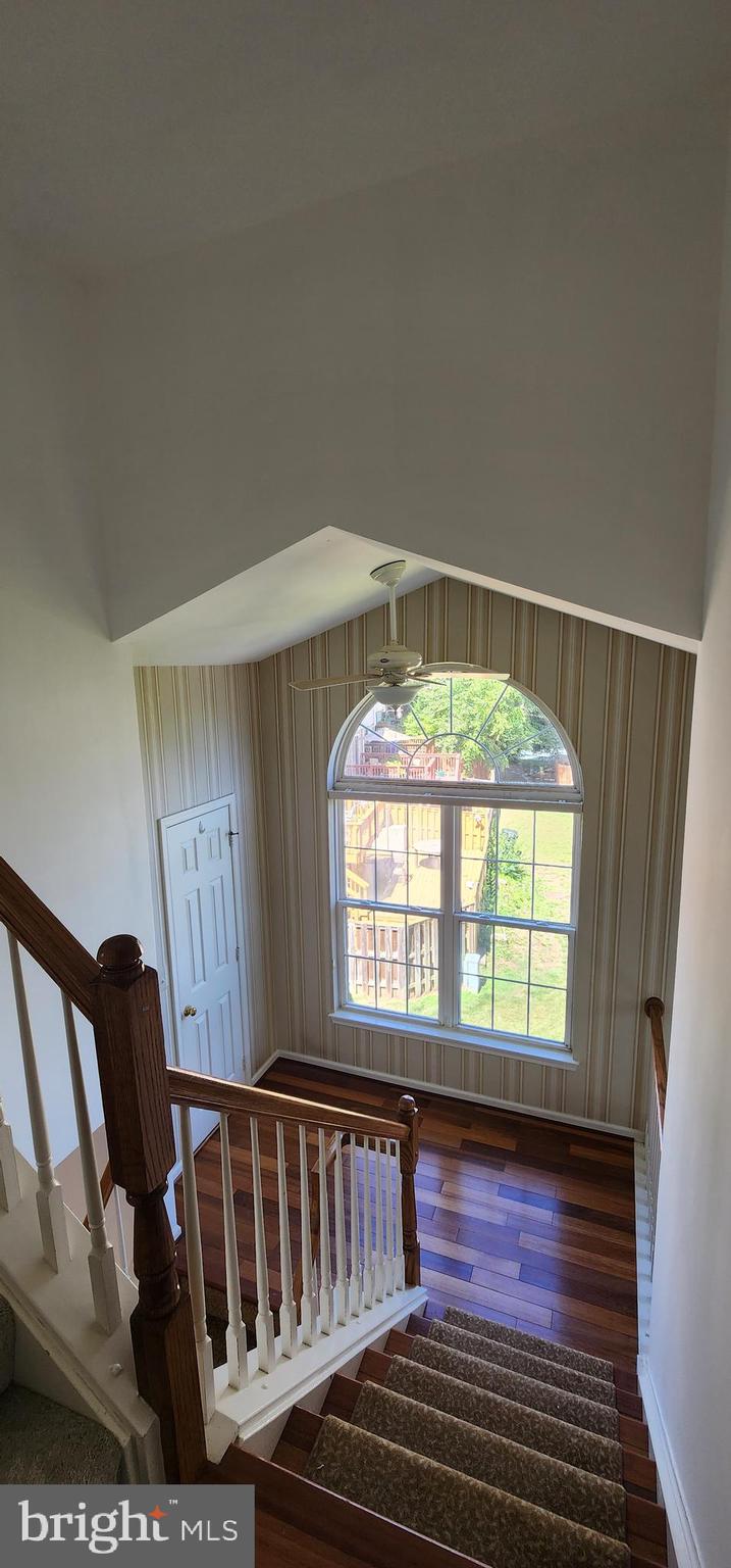 POTOMAC LAKES - Residential Lease