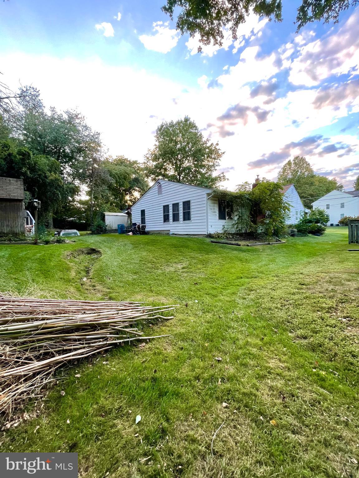 PIMMIT HILLS - Residential