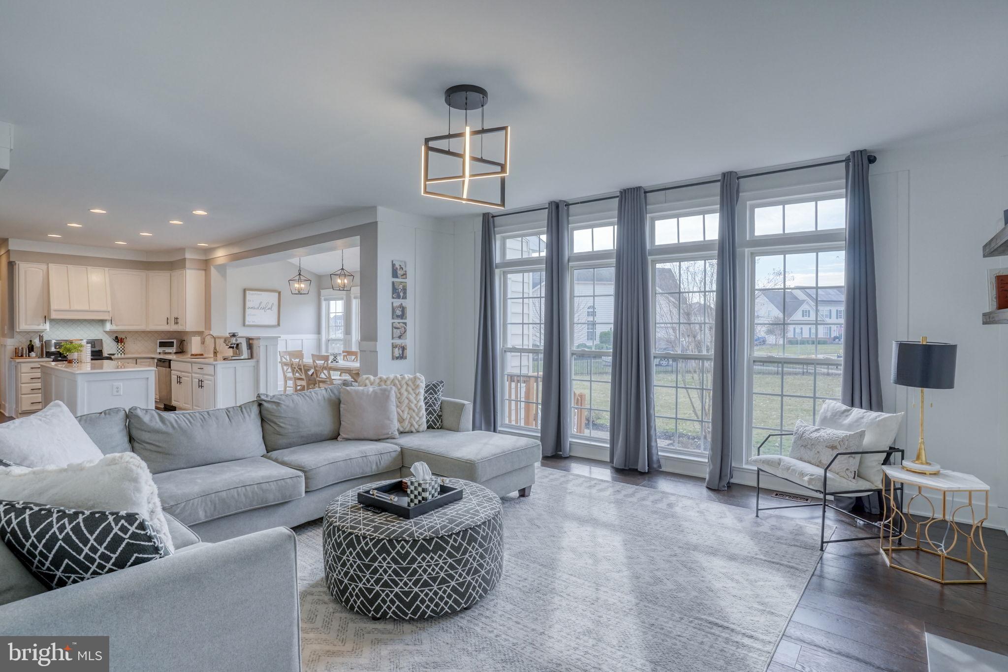 ESTATES AT ST ANNE - Residential