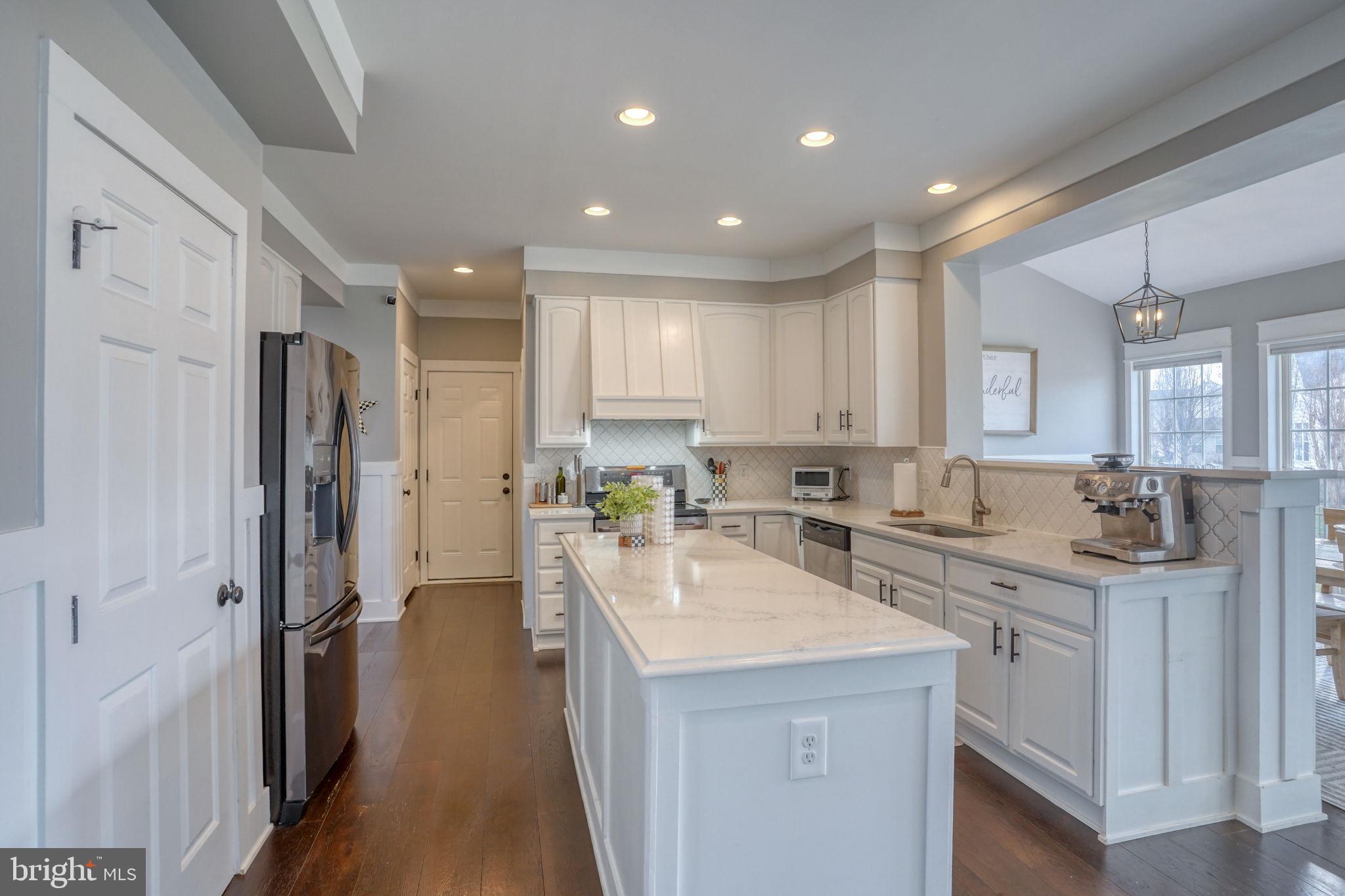 ESTATES AT ST ANNE - Residential