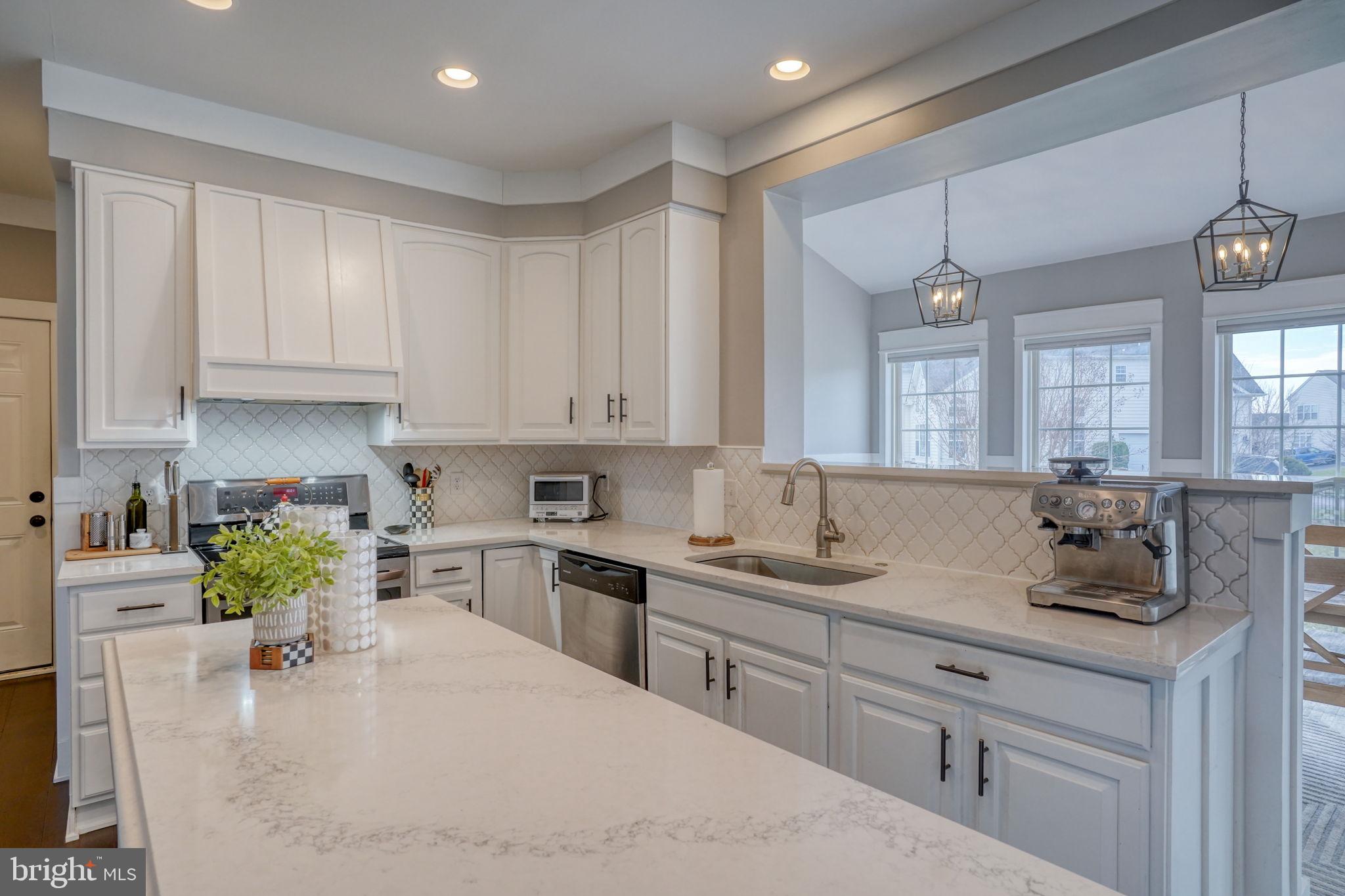 ESTATES AT ST ANNE - Residential