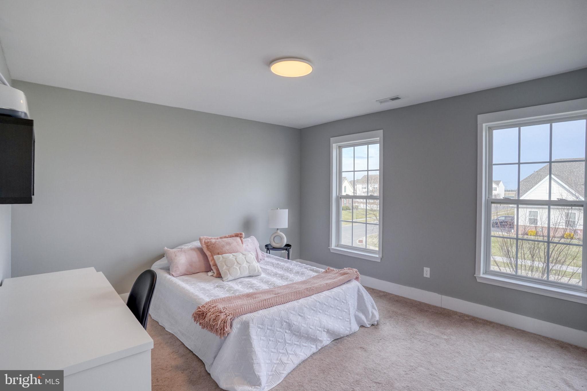 ESTATES AT ST ANNE - Residential