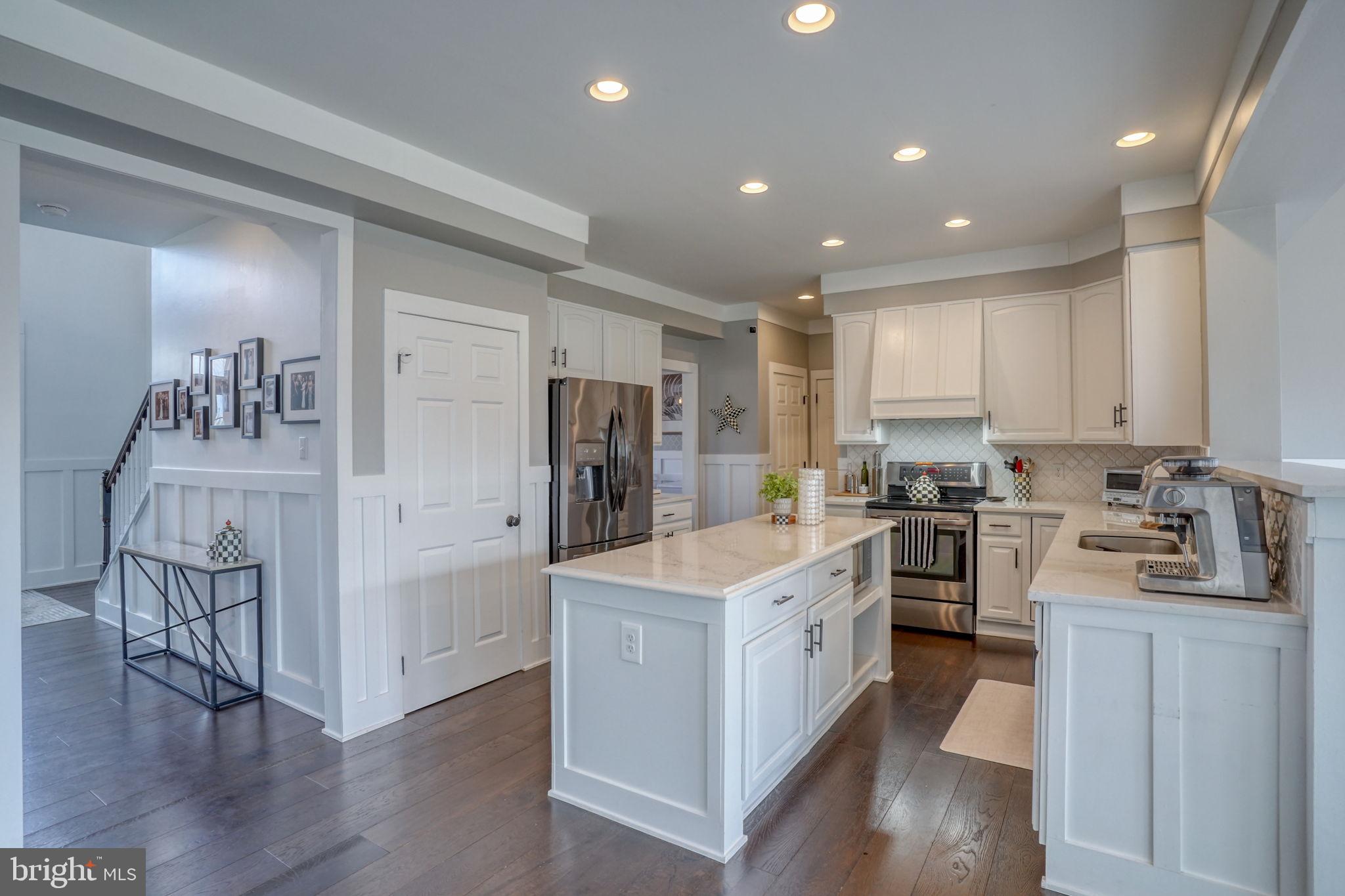 ESTATES AT ST ANNE - Residential