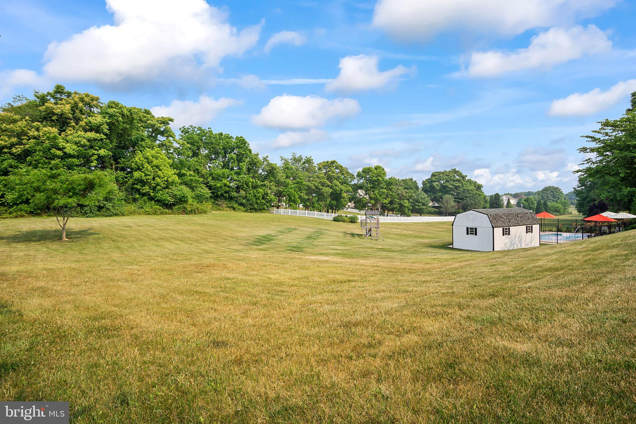 FIELDSTONE - Residential