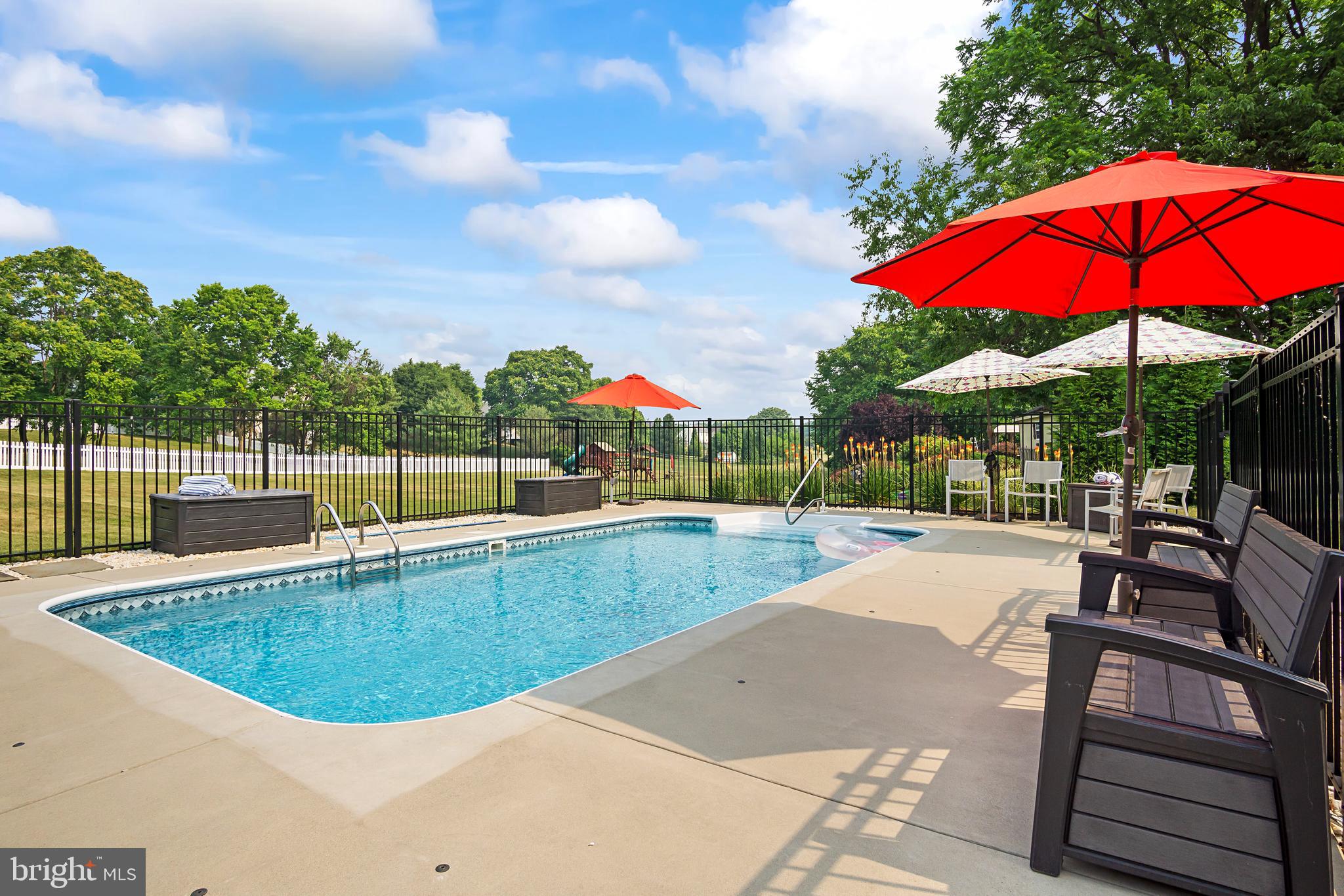 FIELDSTONE - Residential