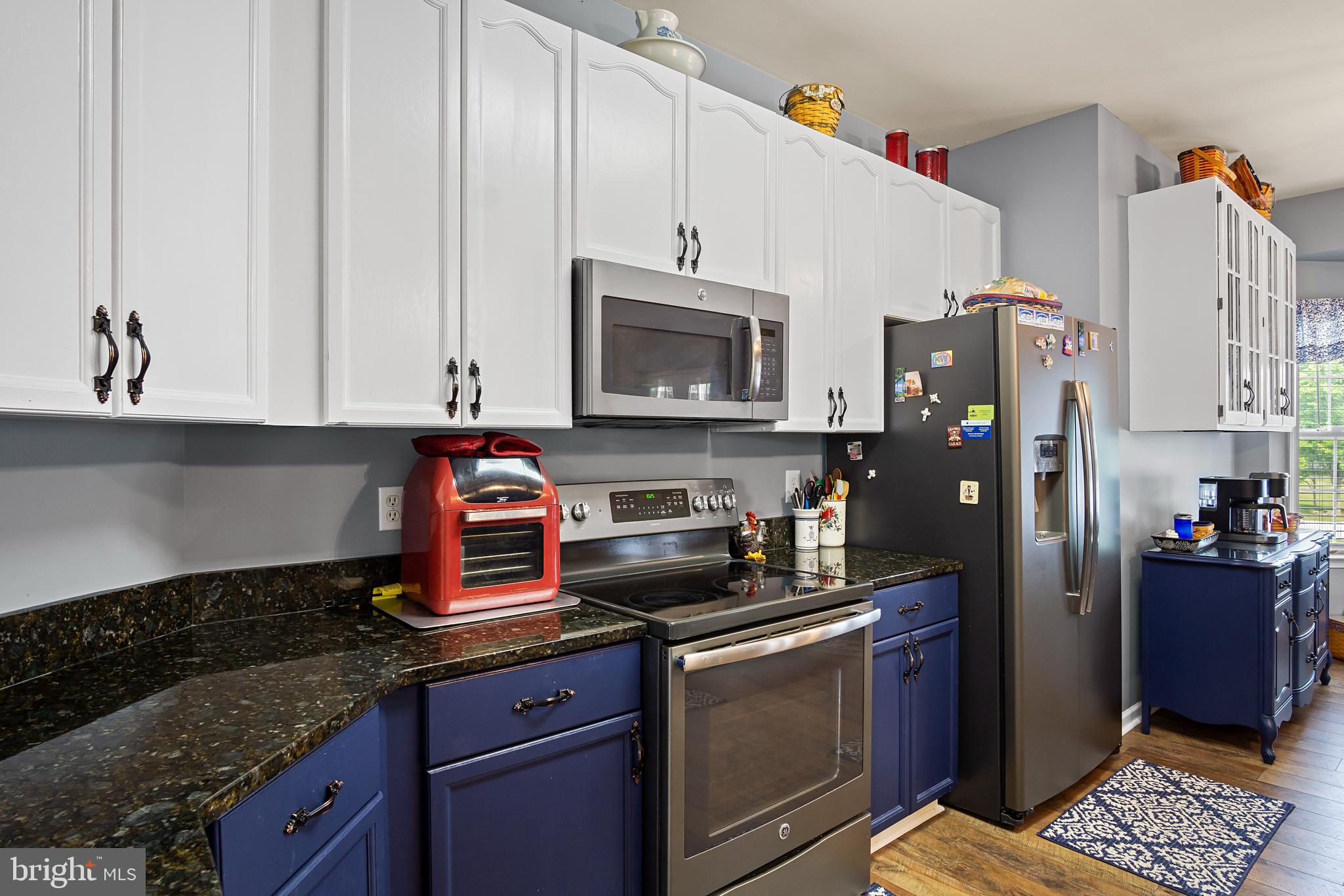 FIELDSTONE - Residential