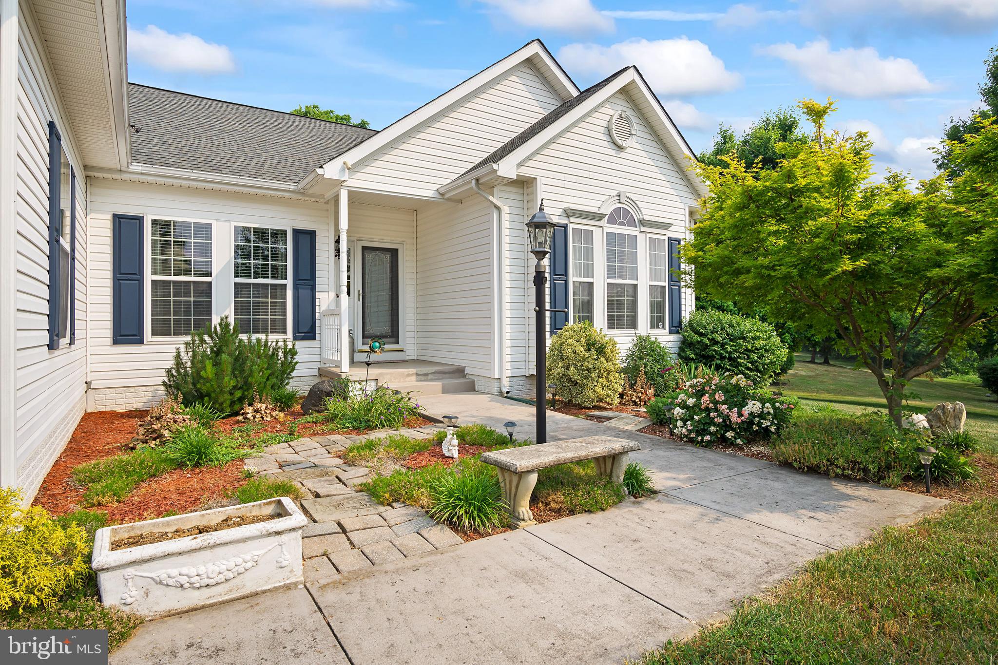 FIELDSTONE - Residential