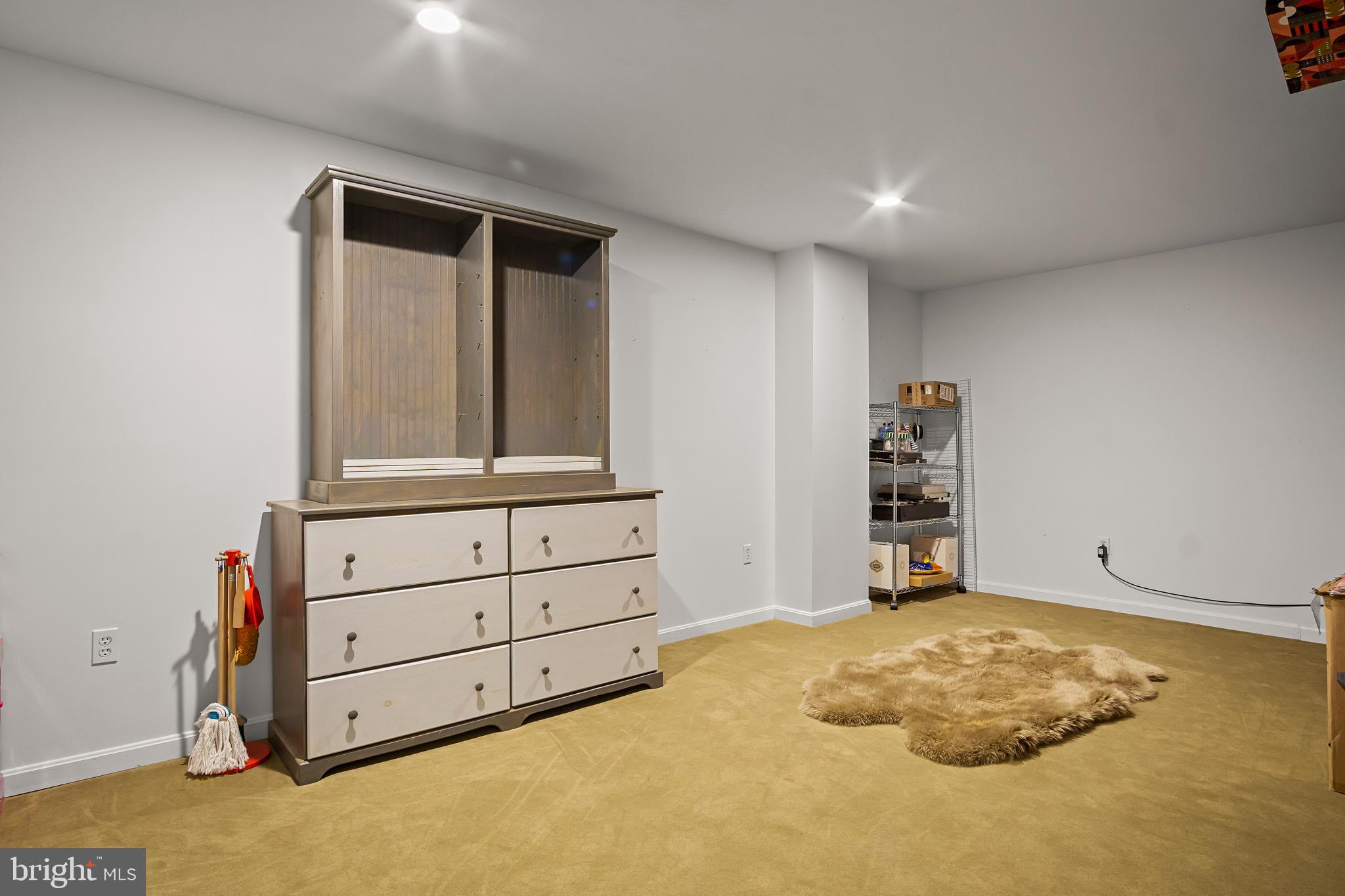 FIELDSTONE - Residential