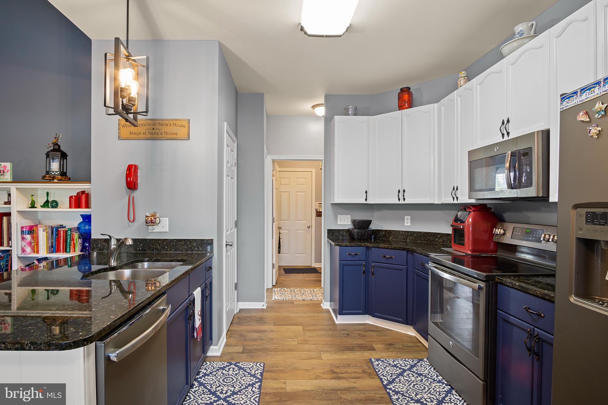 FIELDSTONE - Residential