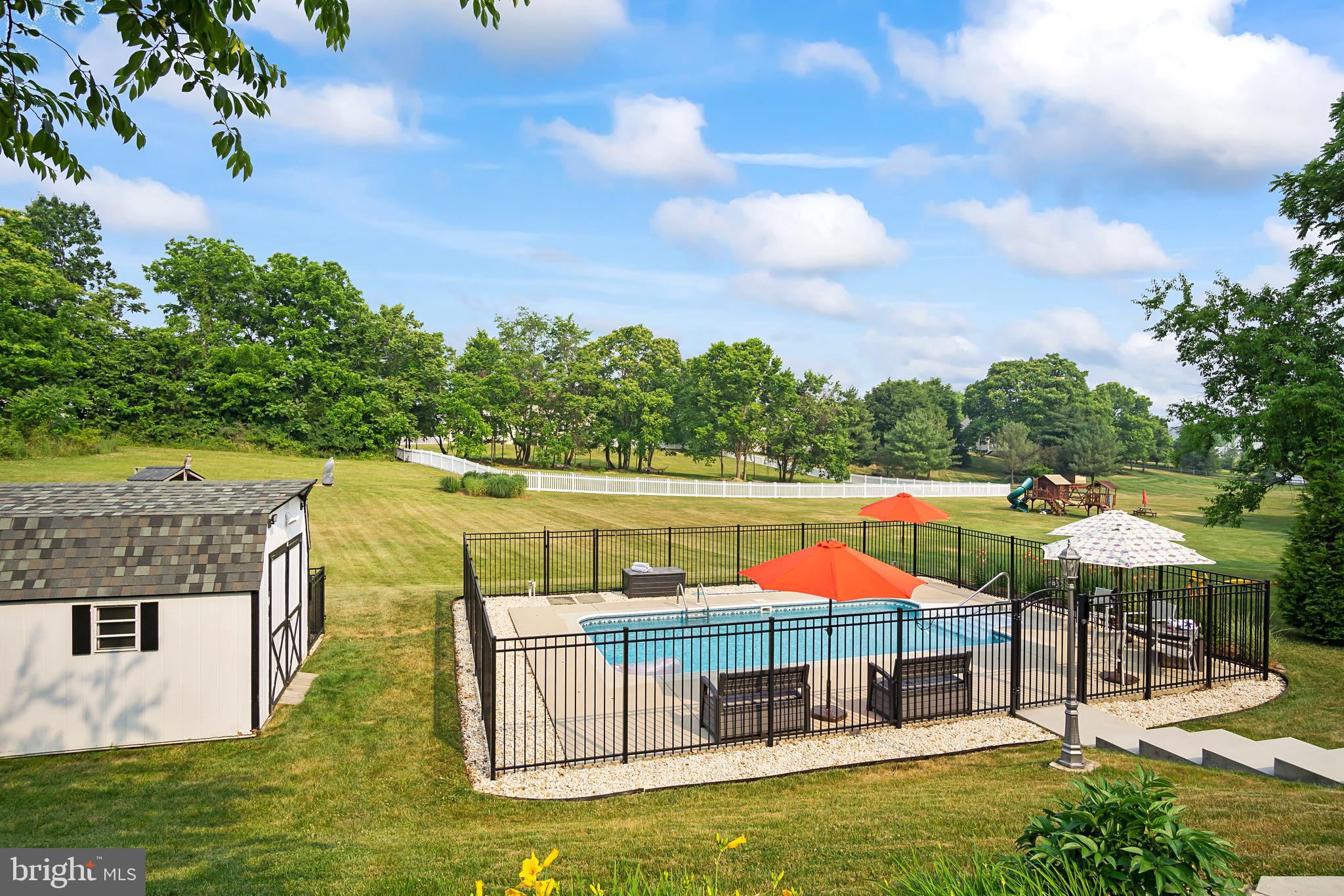 FIELDSTONE - Residential