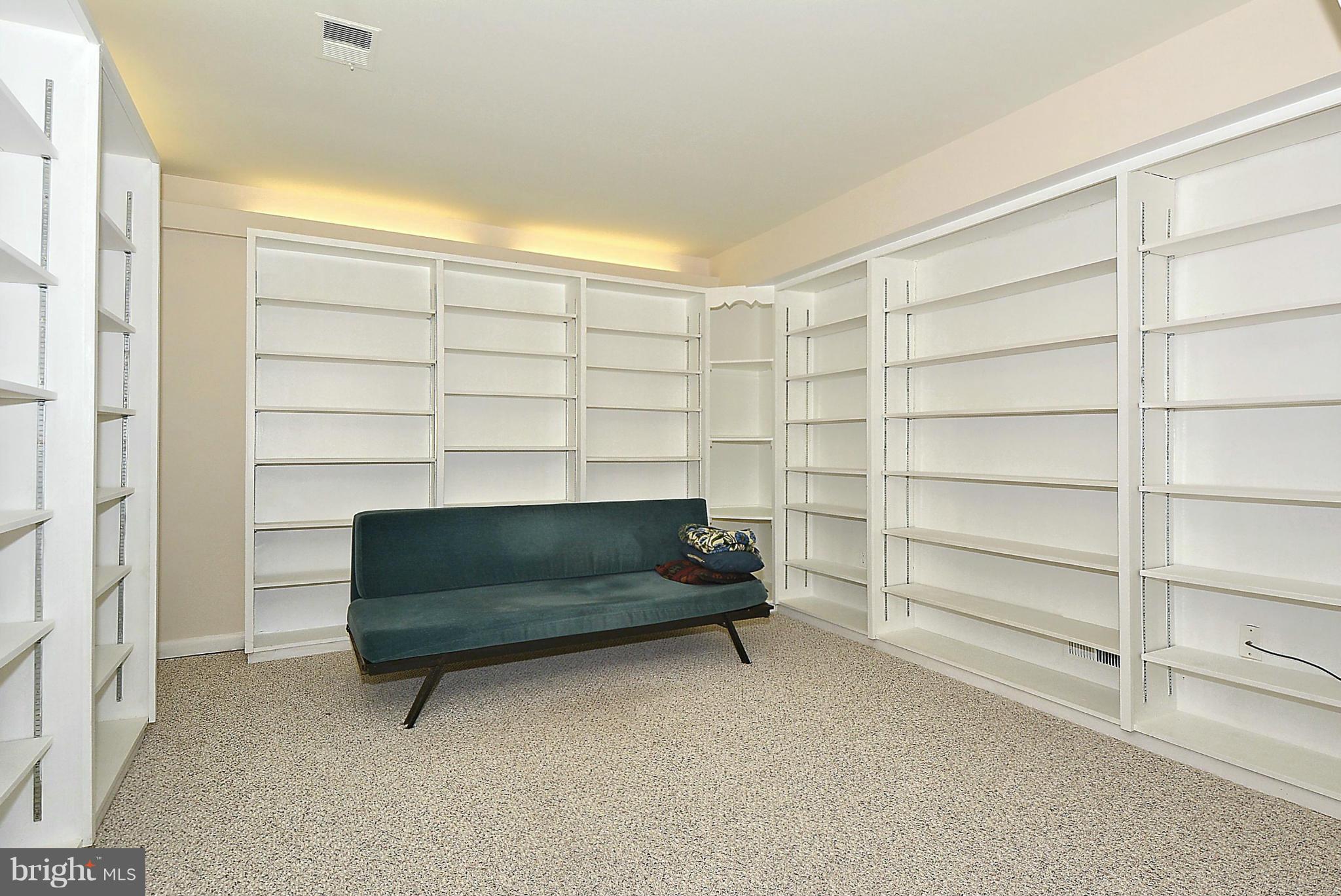 HORN POINT - Residential