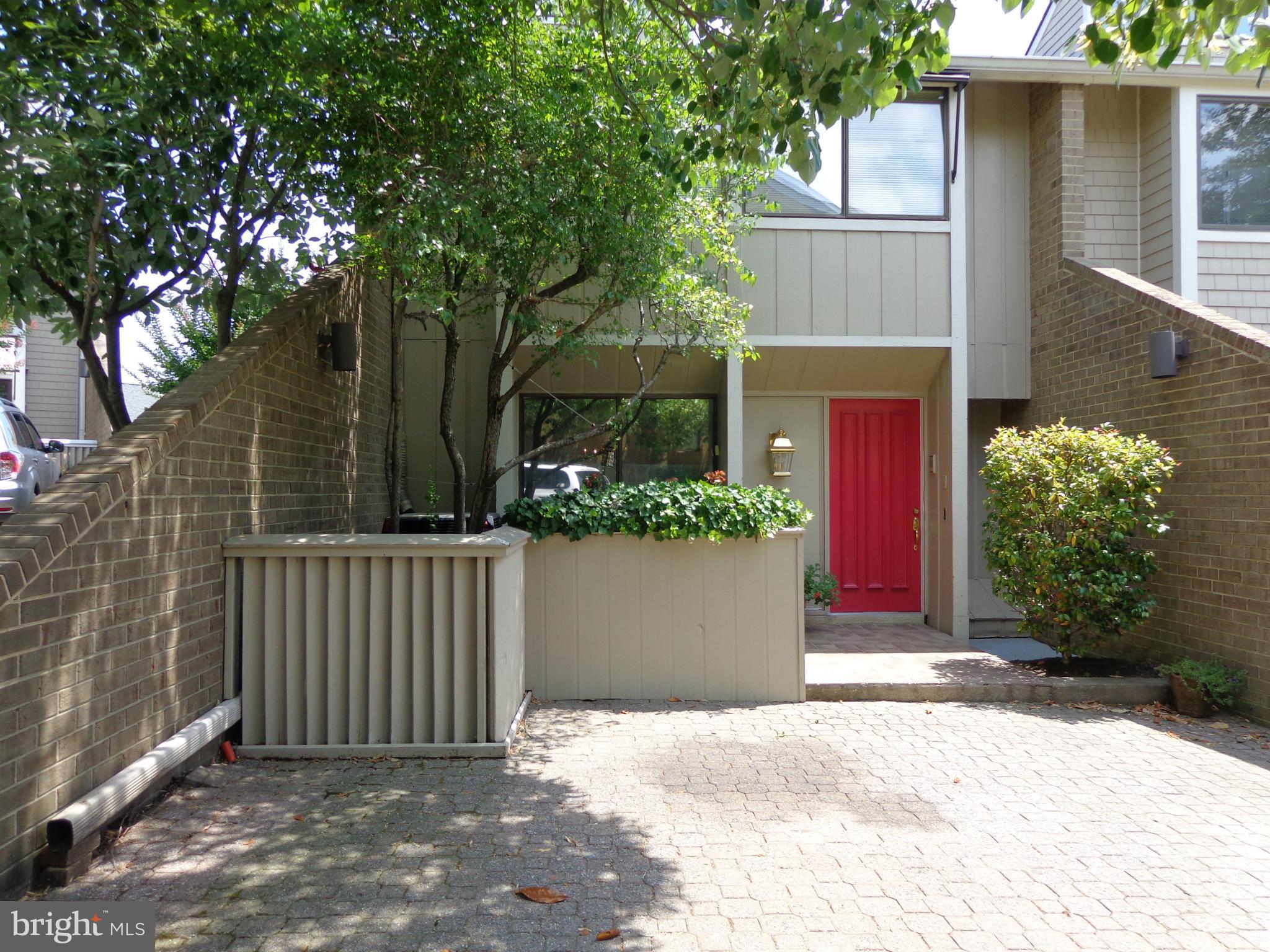 HORN POINT - Residential