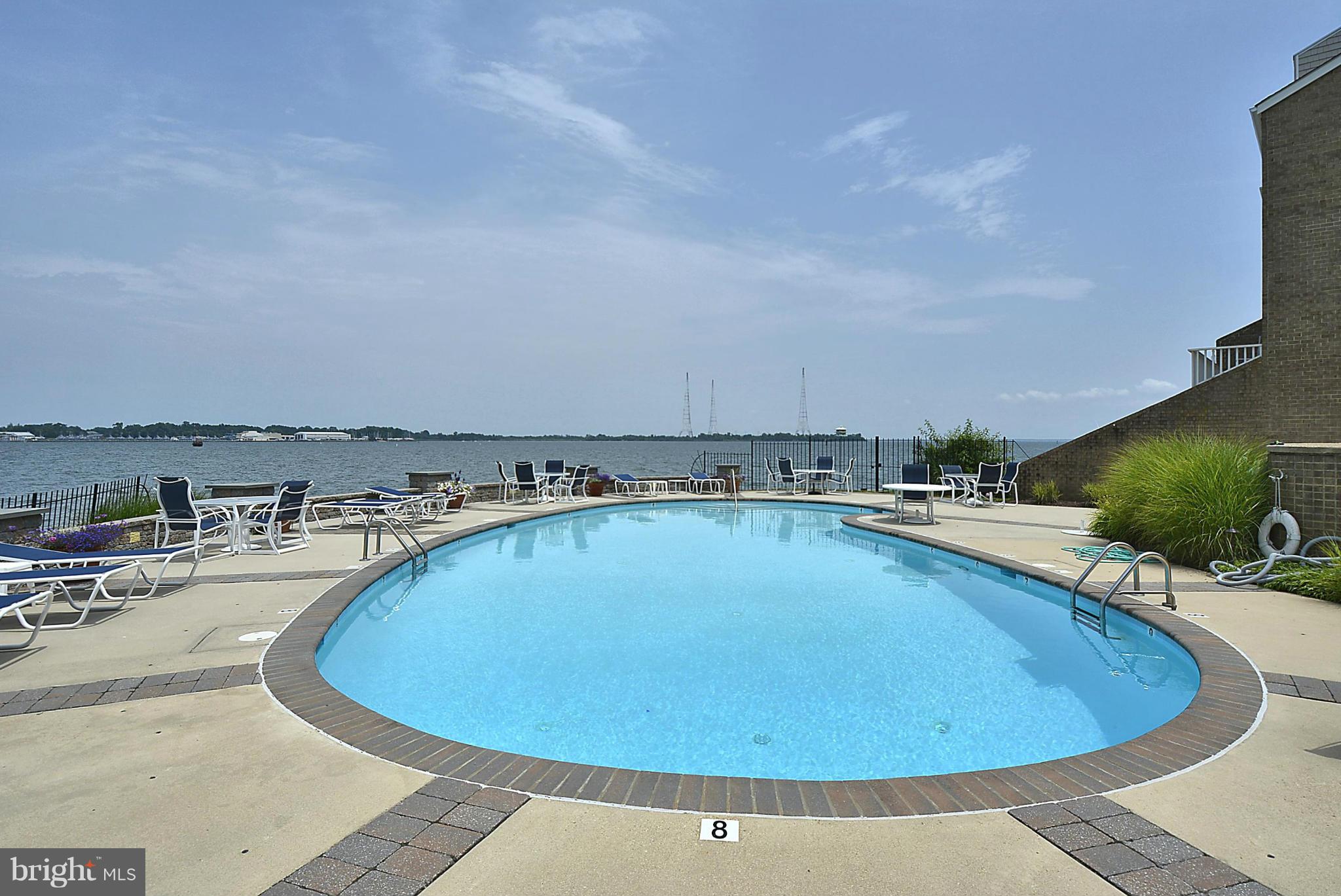 HORN POINT - Residential