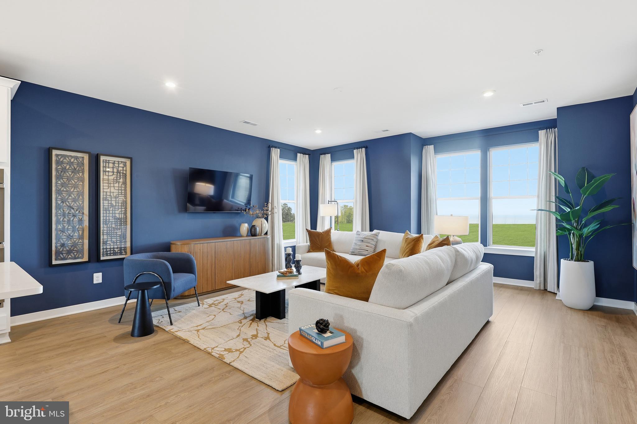 POTOMAC SHORES - Residential