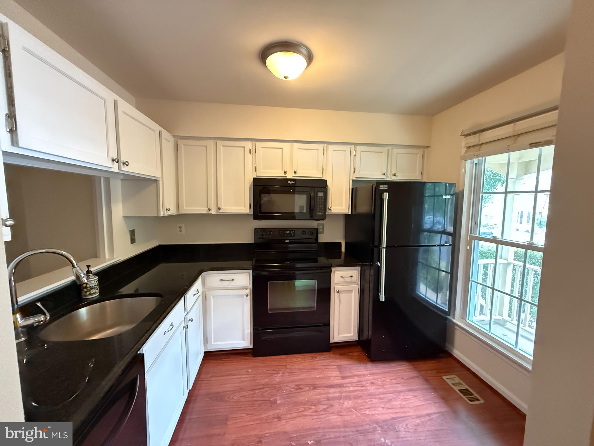 MONTCLAIR ST3 - Residential Lease