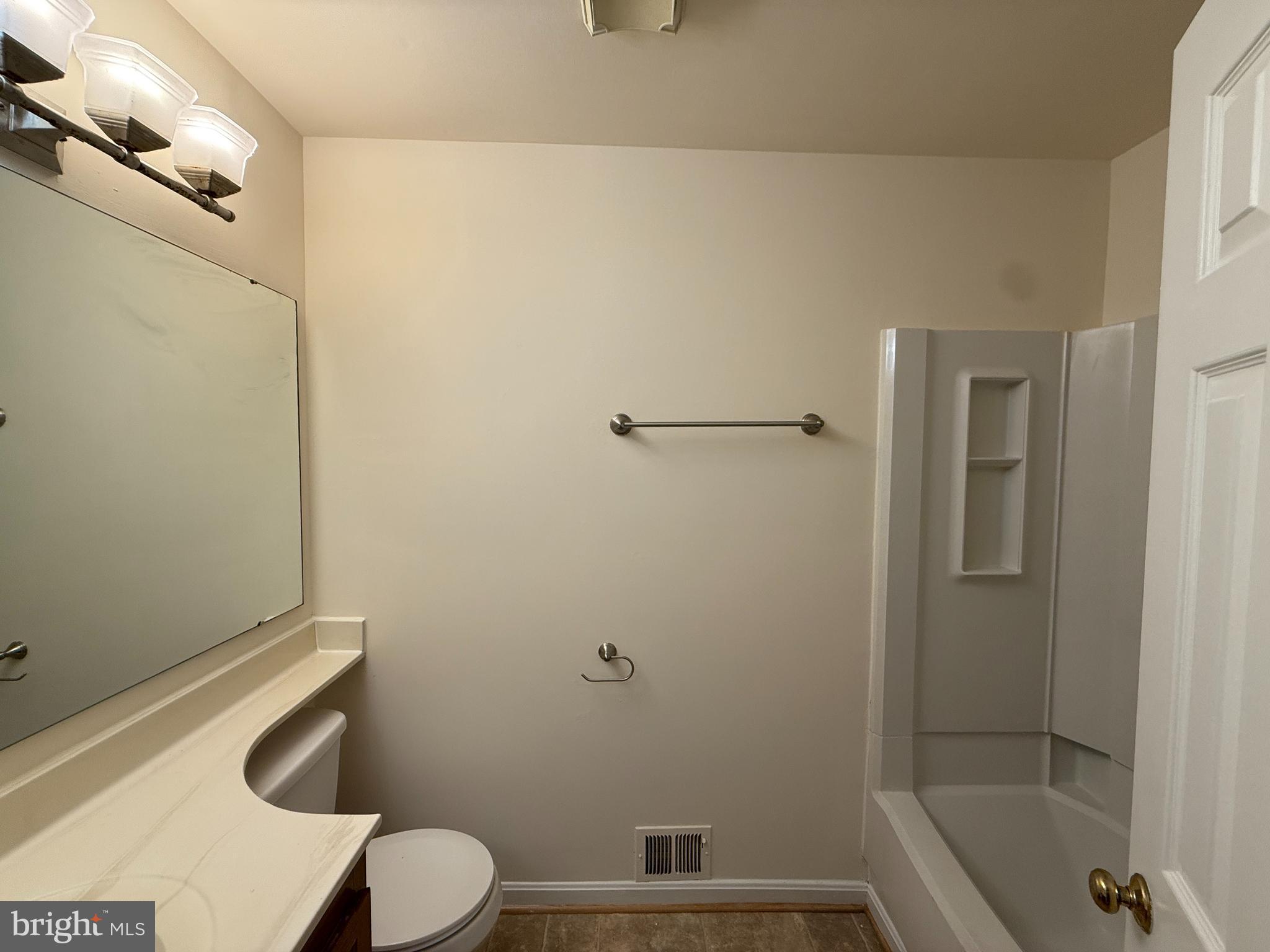 MONTCLAIR ST3 - Residential Lease