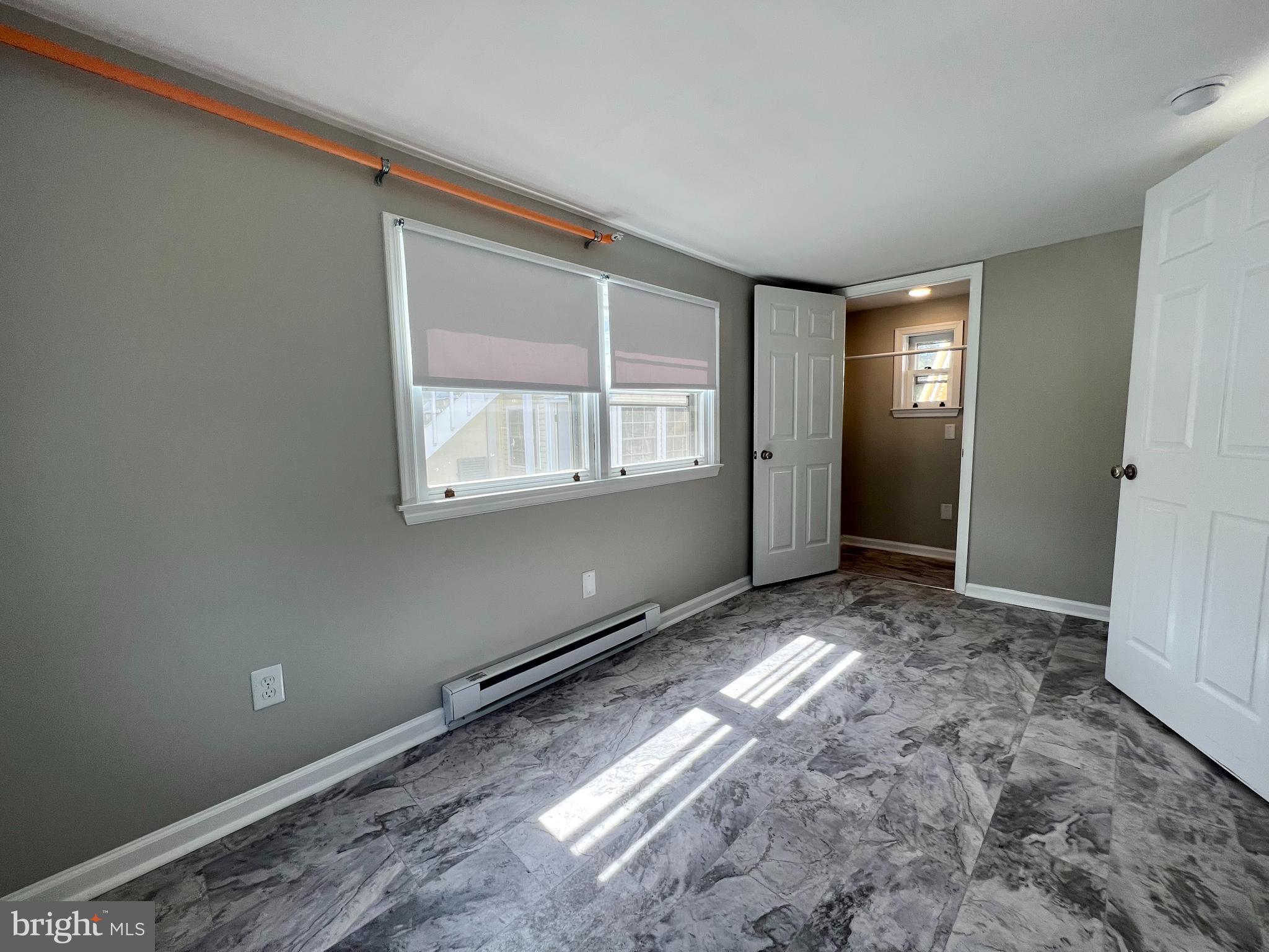 CHARLES TOWN - Residential Lease