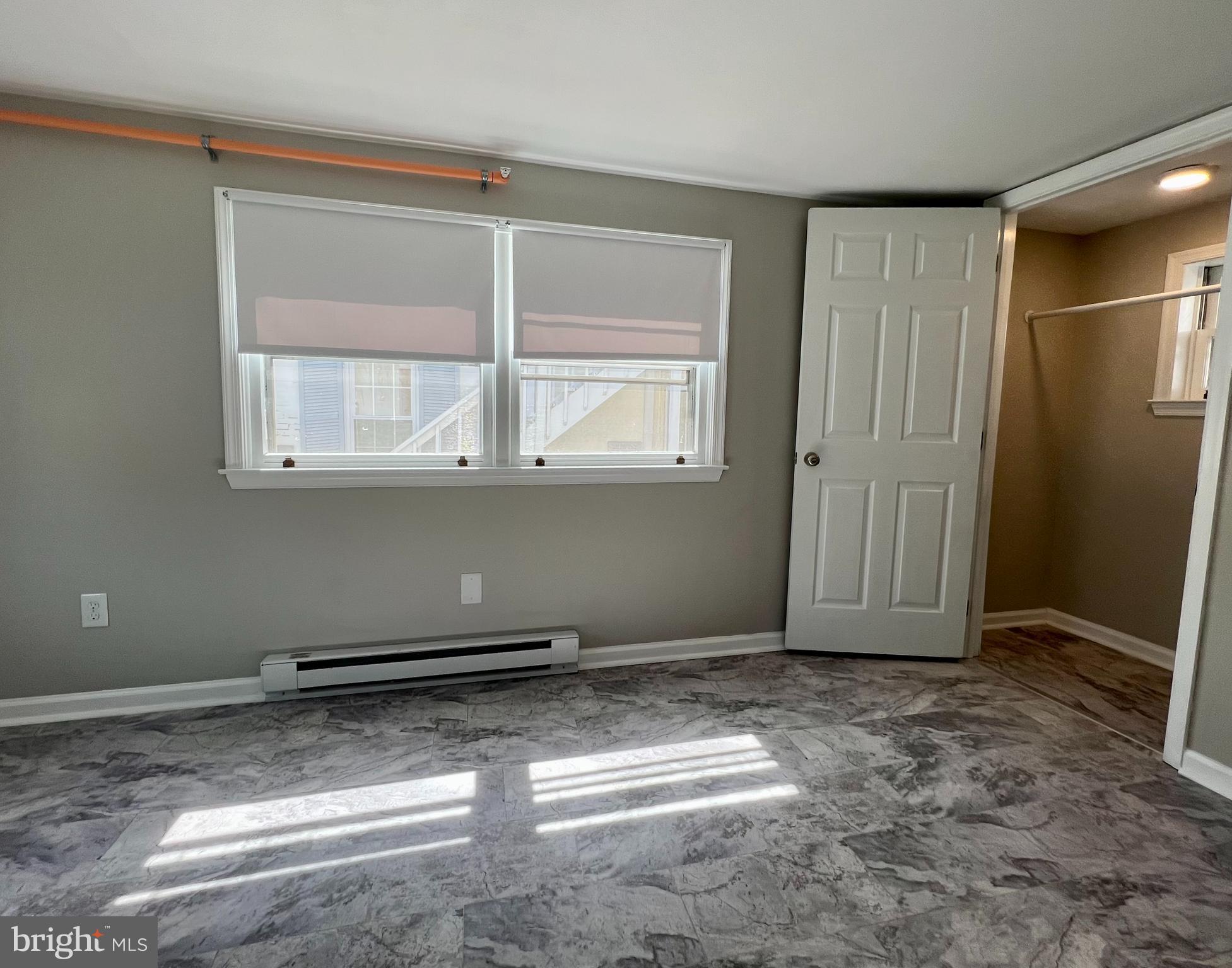 CHARLES TOWN - Residential Lease