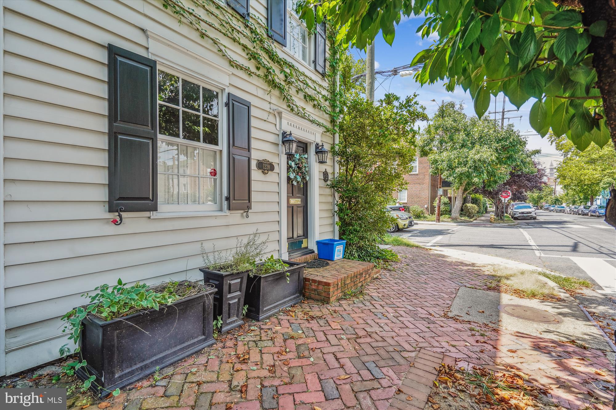 1228 PRINCE STREET