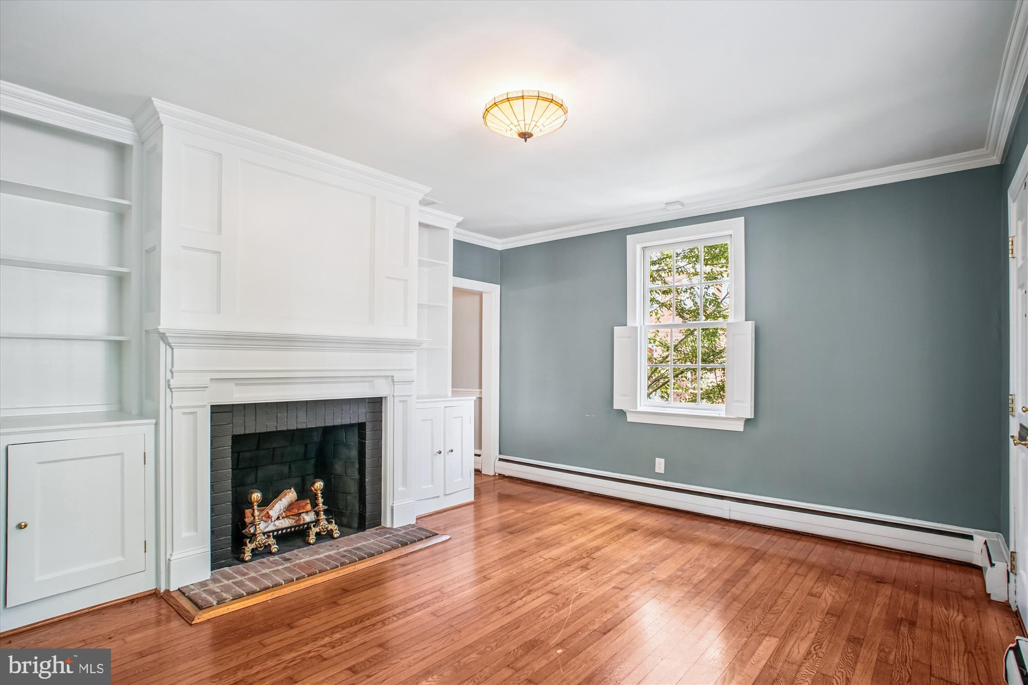 OLD TOWN - Residential Lease