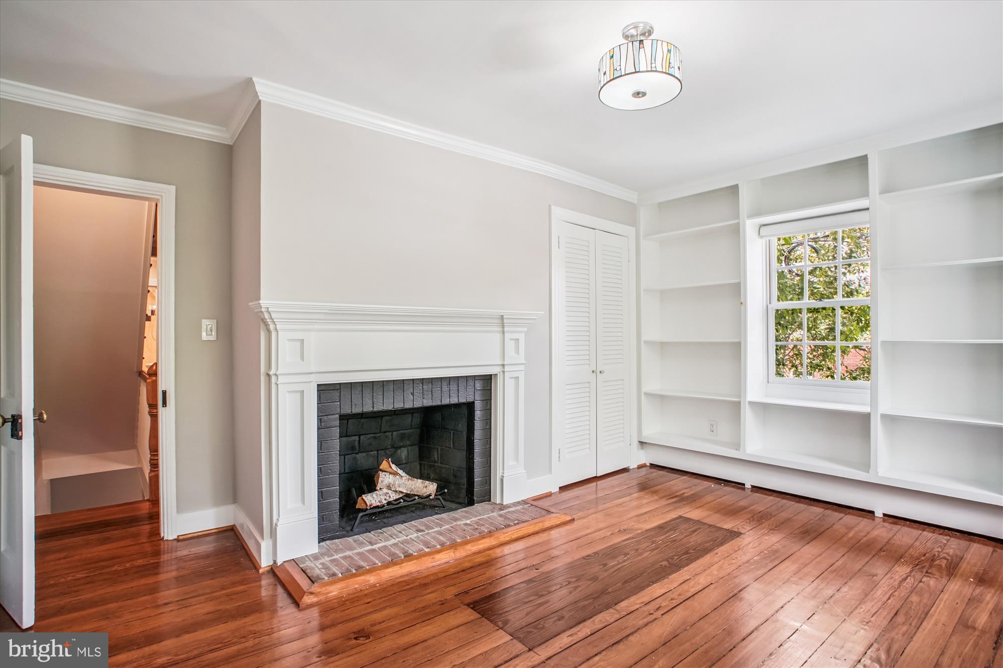 OLD TOWN - Residential Lease