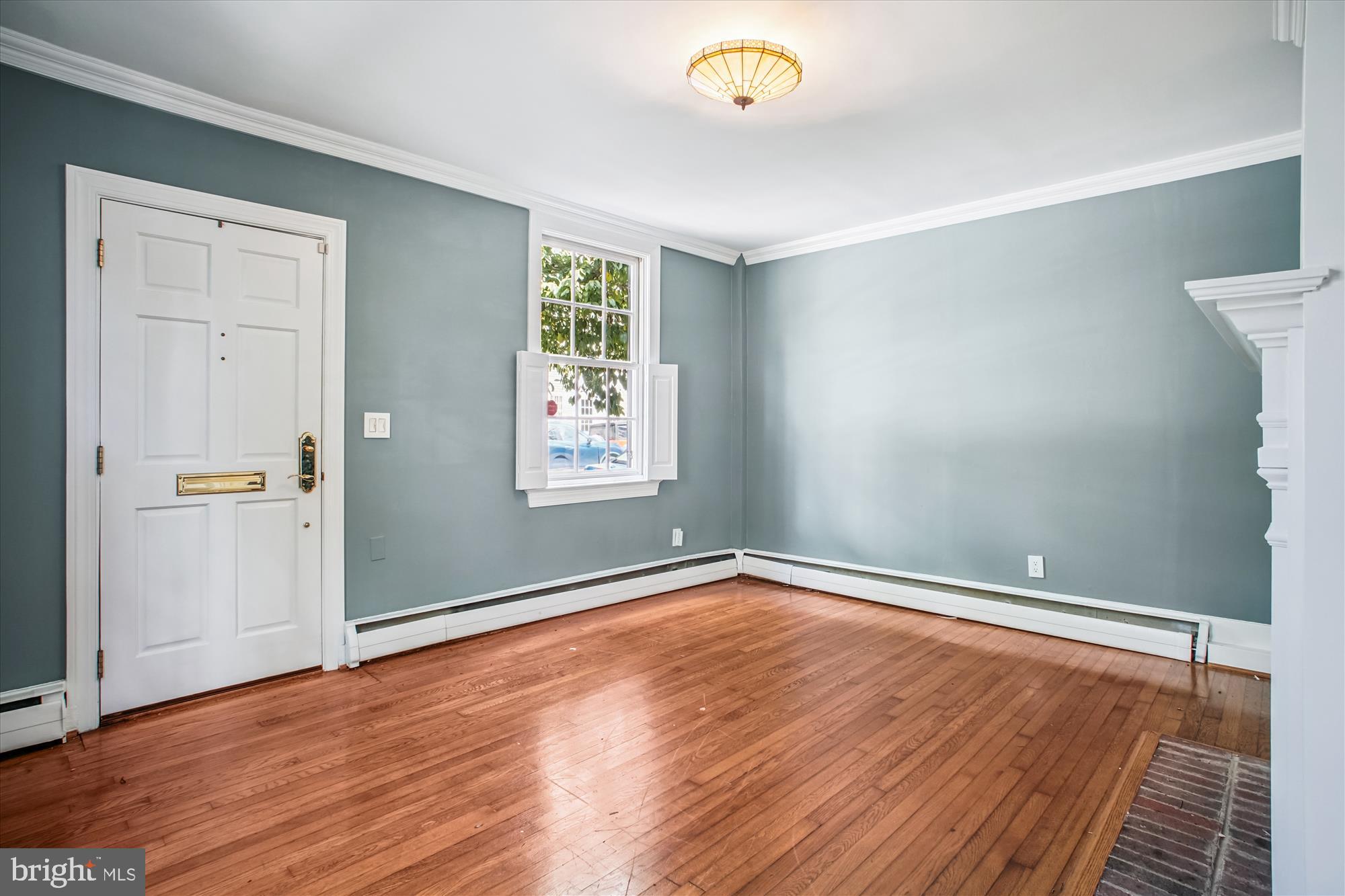 OLD TOWN - Residential Lease