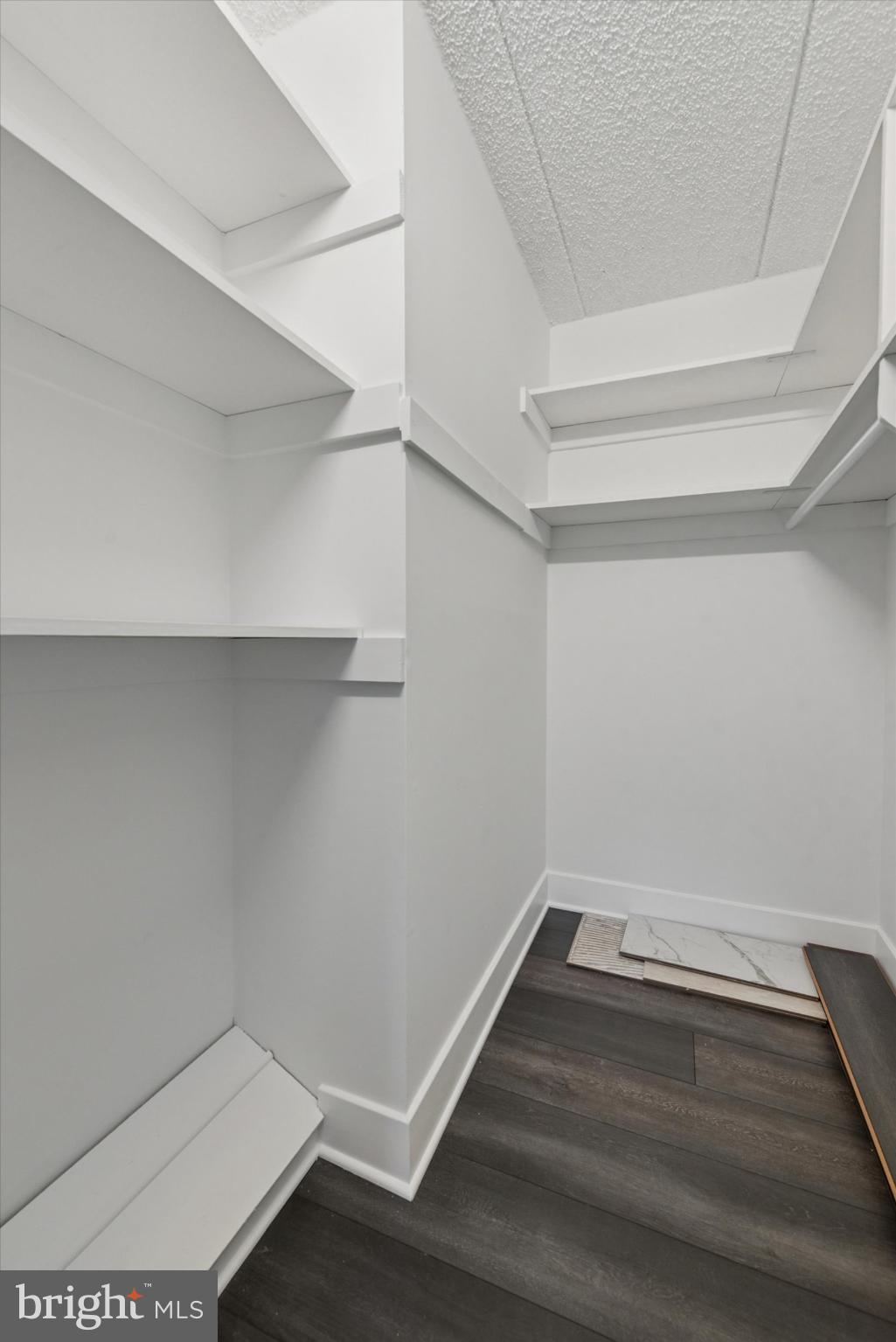 CHESTERBROOK - Residential Lease