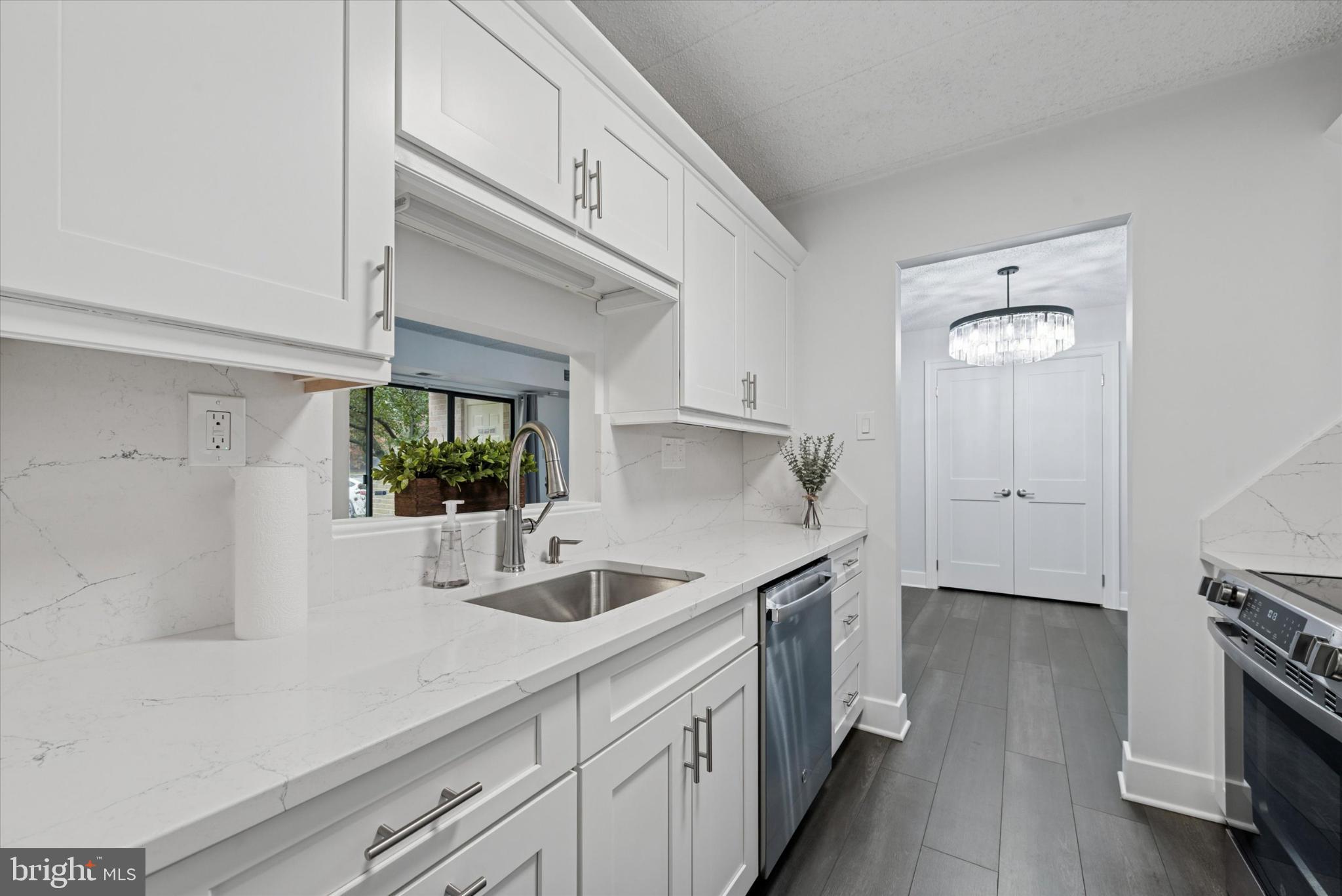 CHESTERBROOK - Residential Lease