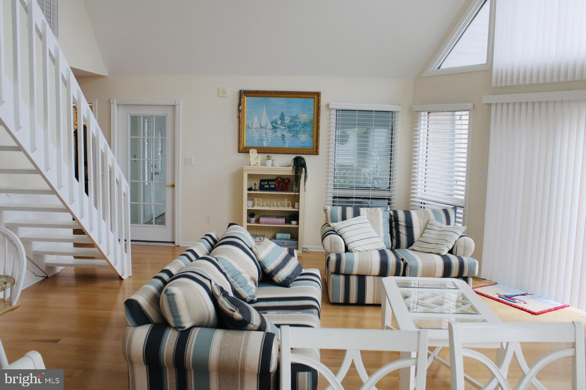 CAINE KEYS II - Residential