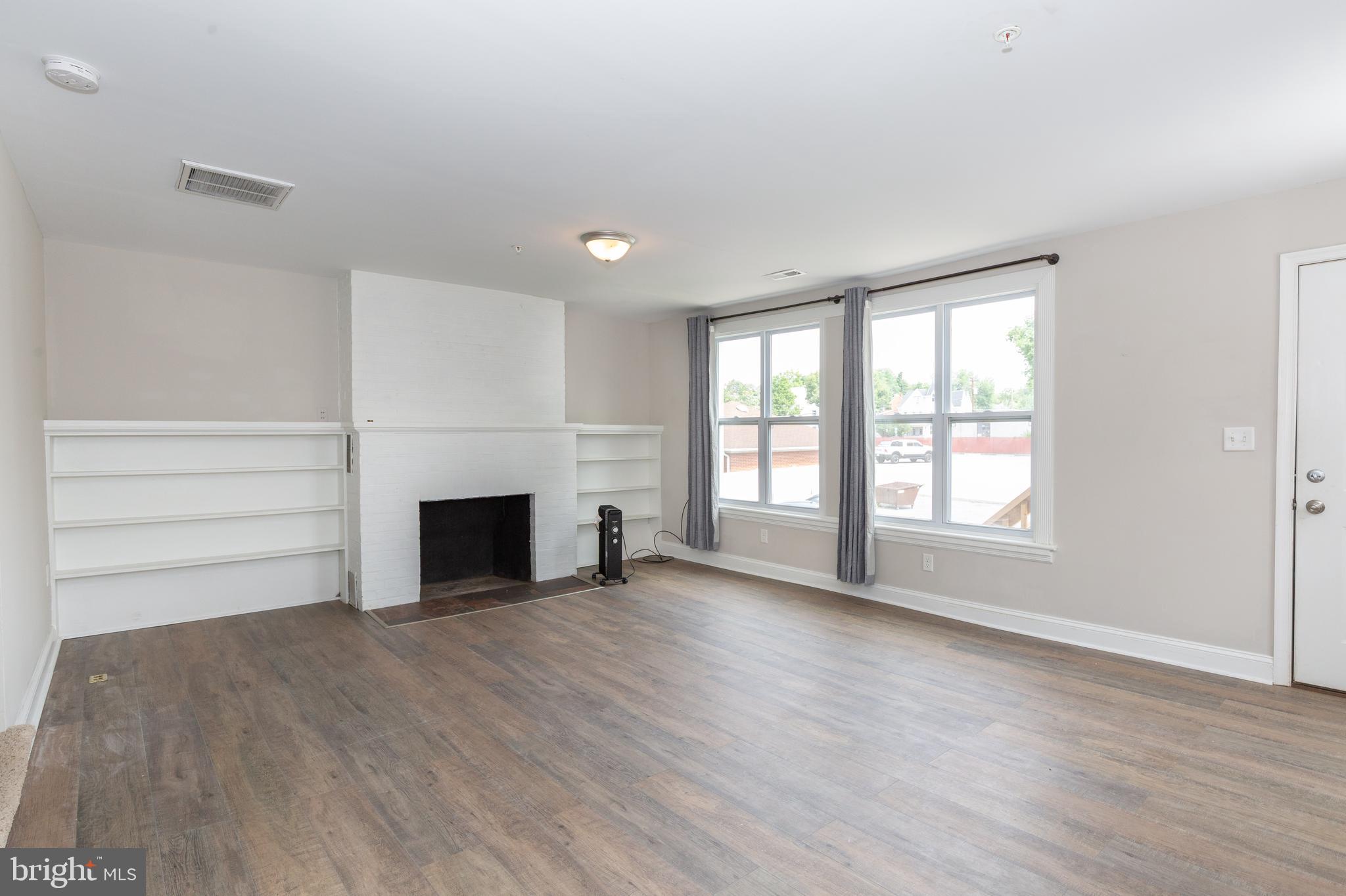 MARTINSBURG - Residential Lease