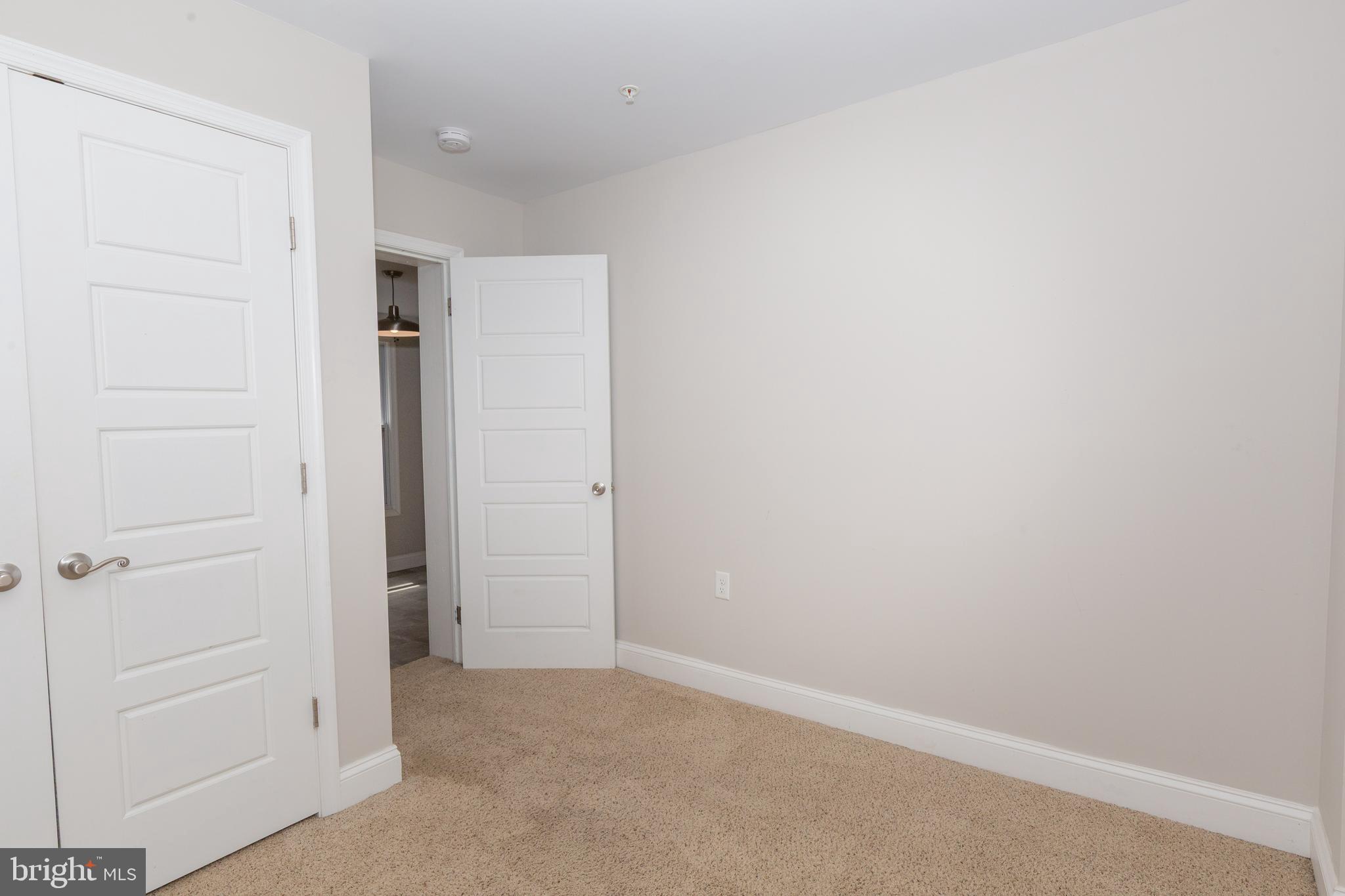 MARTINSBURG - Residential Lease