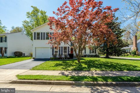 6054 BURNSIDE LANDING DRIVE DRIVE BURKE VA 22015