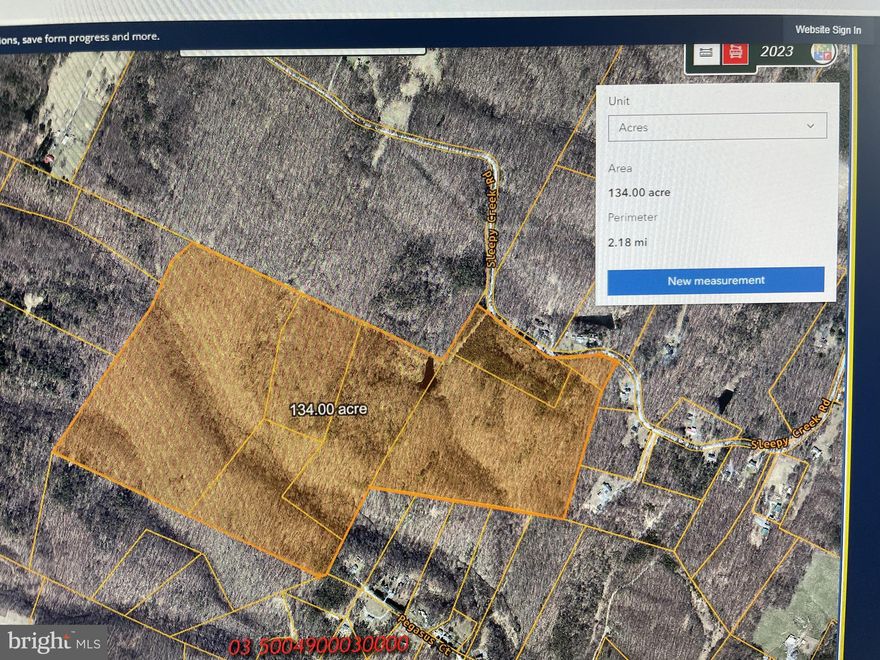 Discover the ultimate retreat with this expansive 138-acre property, consisting of 7 adjacent parcels (4-23, 4-22, 4-10, 4-9, 4-25, 4-21, 4-8). Zoned residential and predominantly wooded, this raw land offers unparalleled privacy and natural beauty. With direct access to Sleepy Creek State Park, it’s an ideal location for outdoor enthusiasts. Previously utilized for hunting, the property is perfectly suited for recreational use, a private gun club, or an exclusive outdoor retreat center.