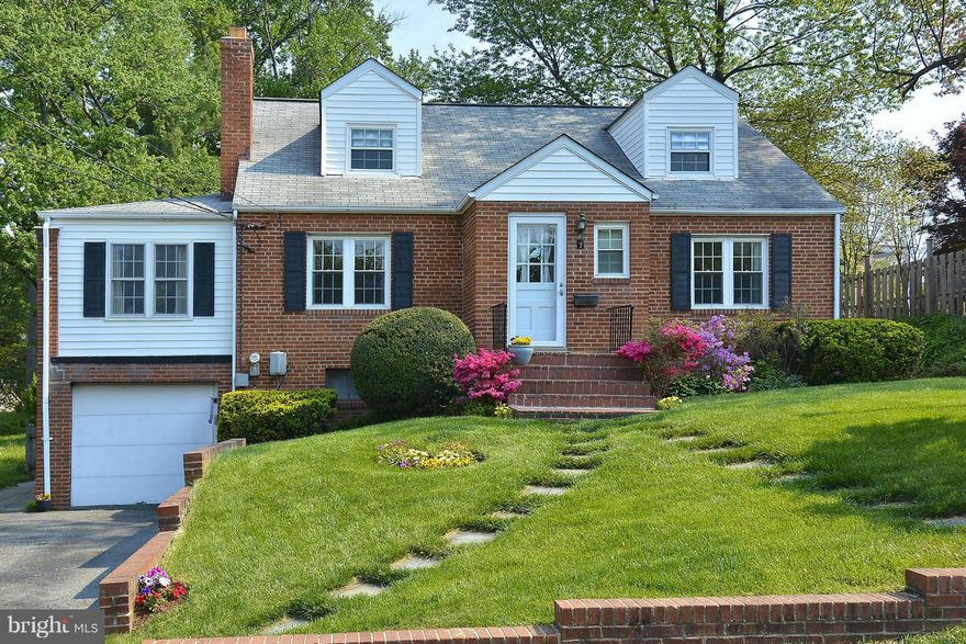 Woodmoor Cape Cod w/2800 sq. ft. living space. Relax on the freshly stained deck or in the hot tub solarium. Driveway for 2  & attached garage. WALK to Ride On bus, Woodmoor Shopping w/bakery, grocery store, CVS, restaurants, Pine Crest Elementary,Blair high school  & local park. Hike the Northwest Branch 2 blocks away. 4 bedrooms and 3 full baths.