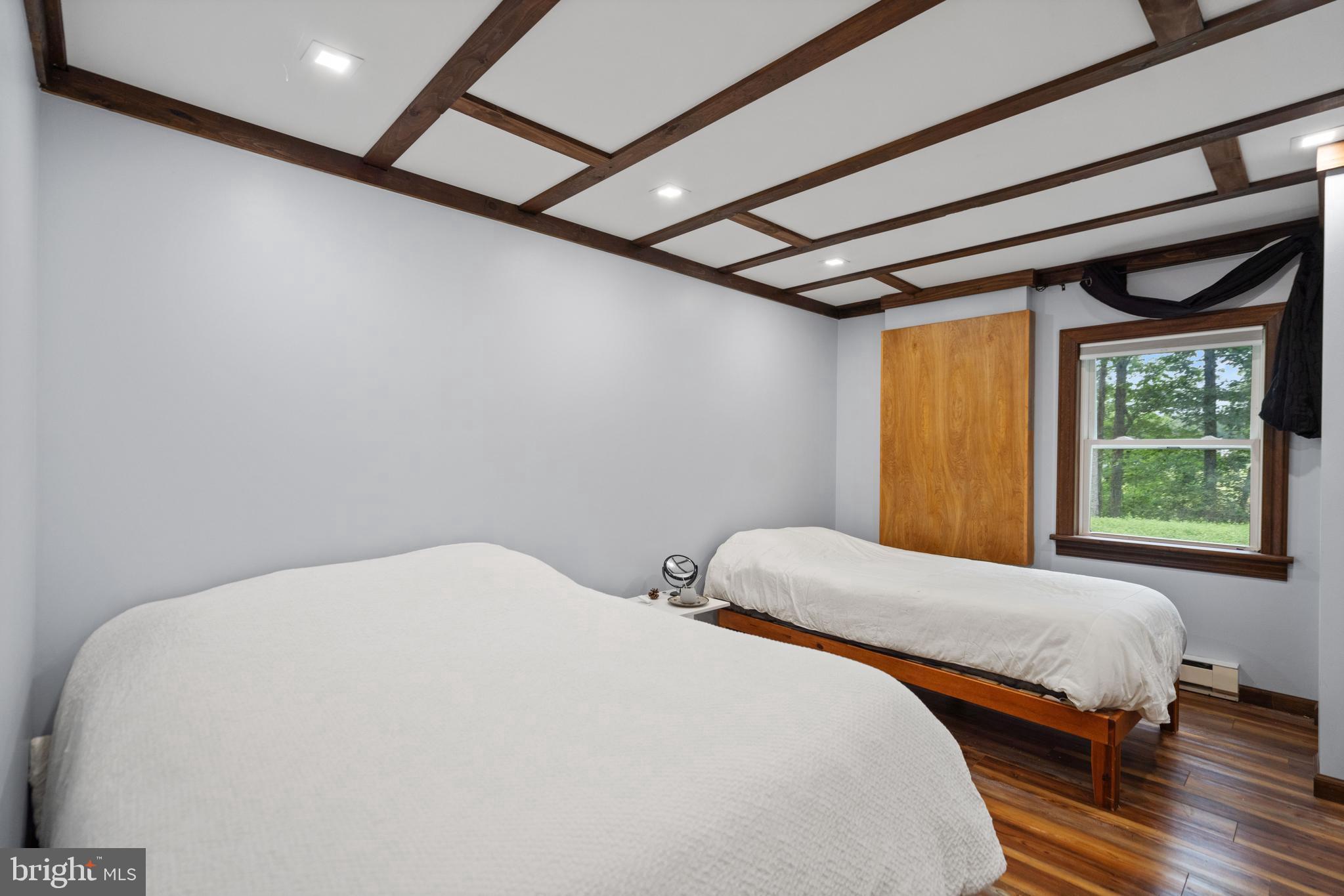 LEETOWN - Residential