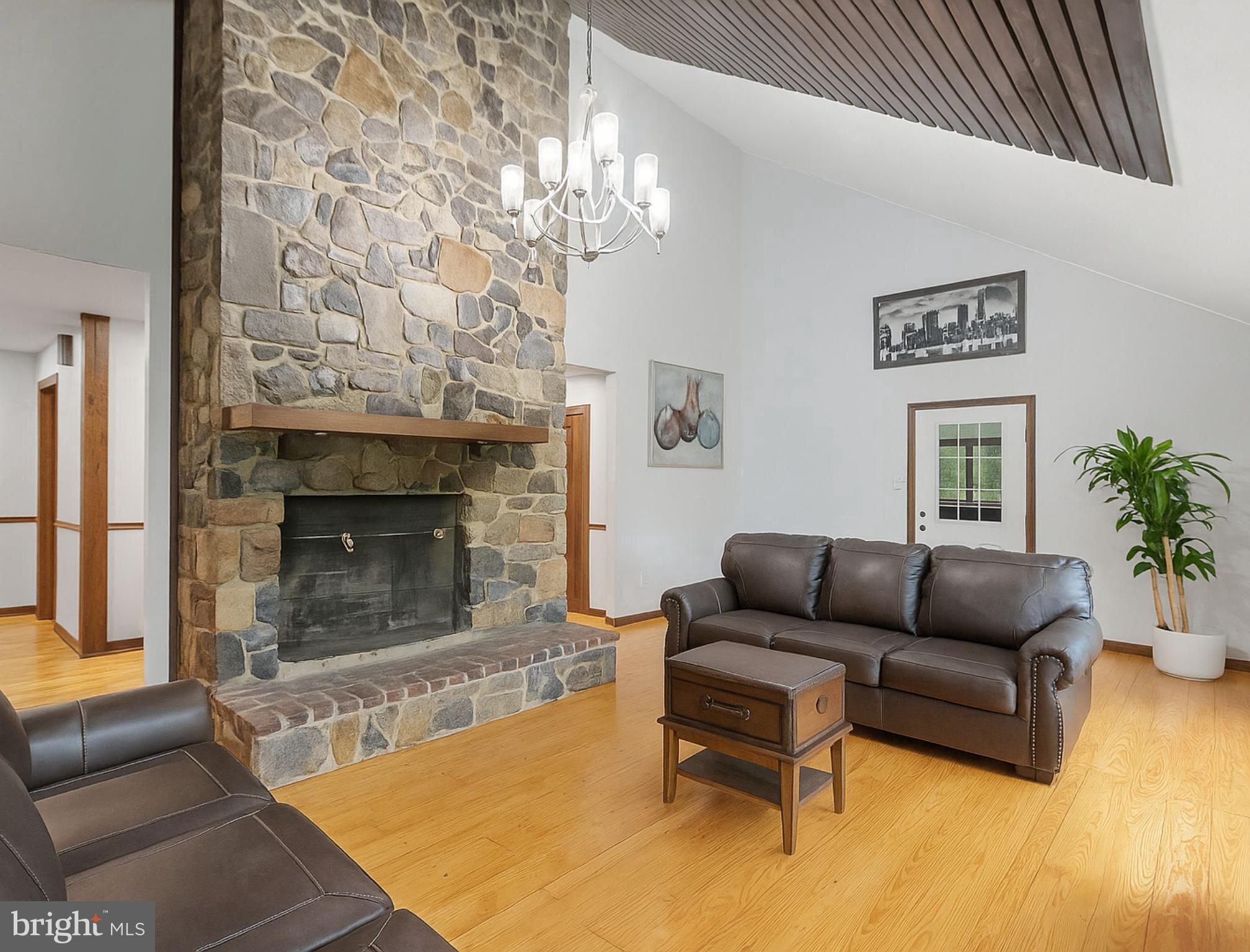 LEETOWN - Residential