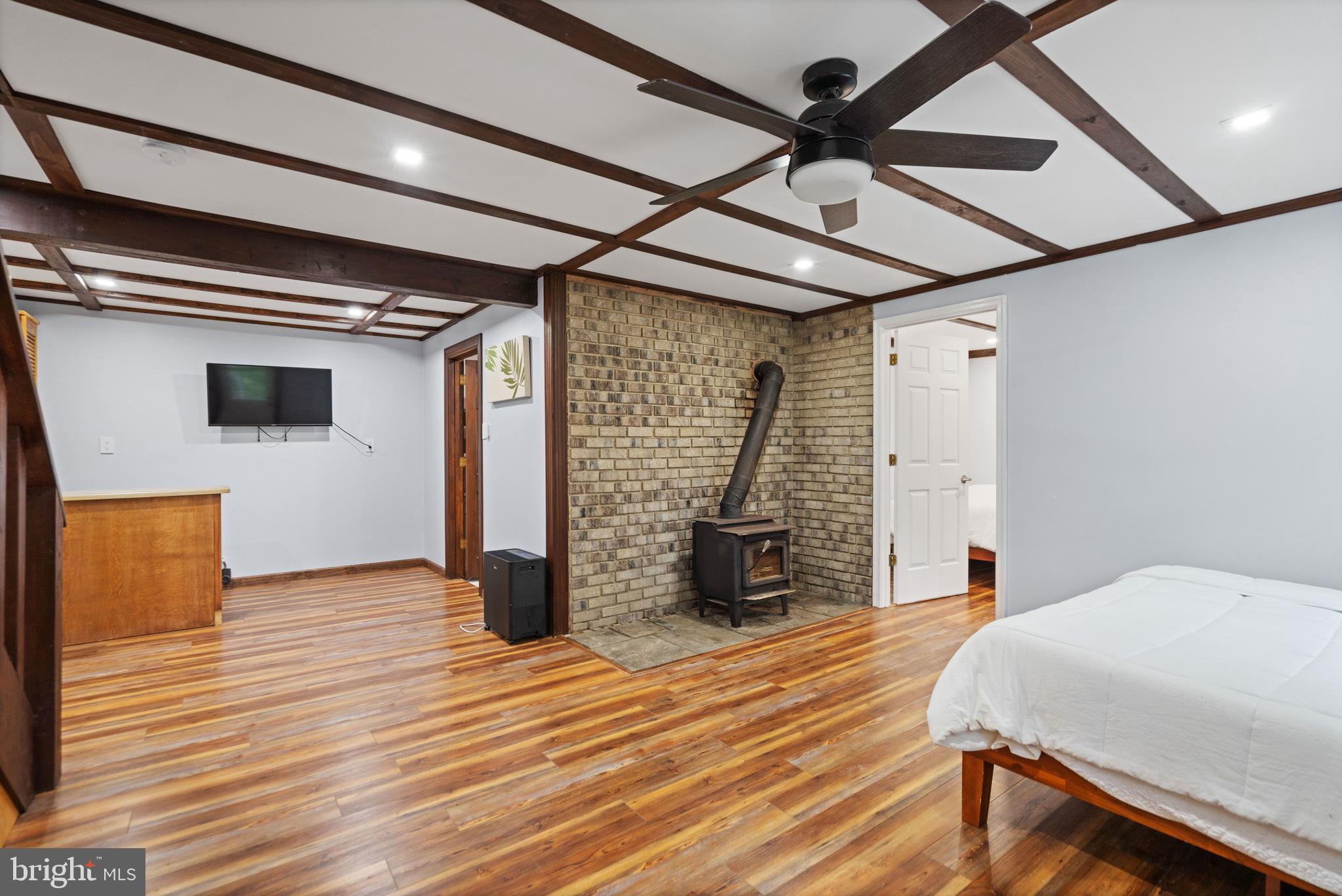 LEETOWN - Residential