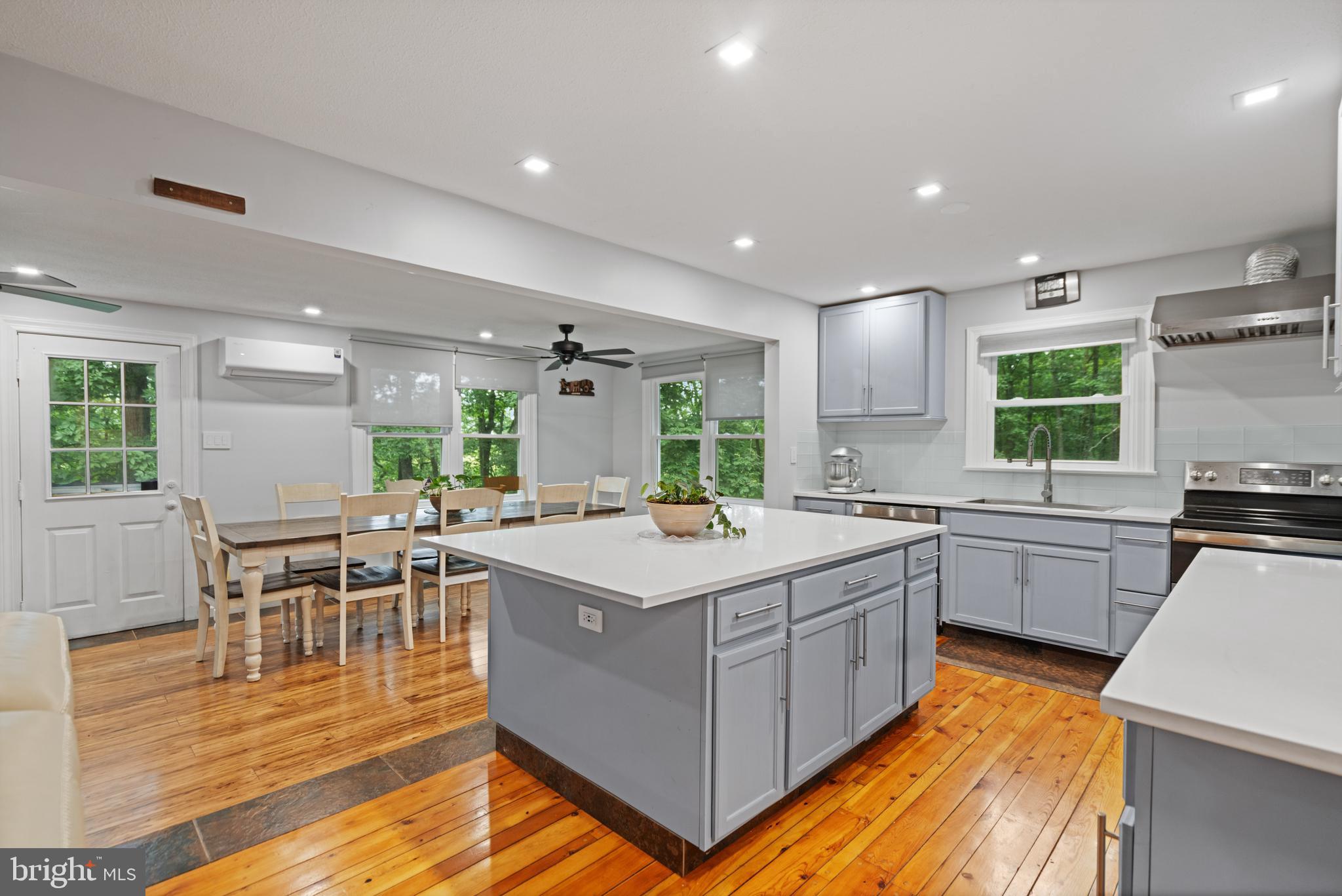 LEETOWN - Residential