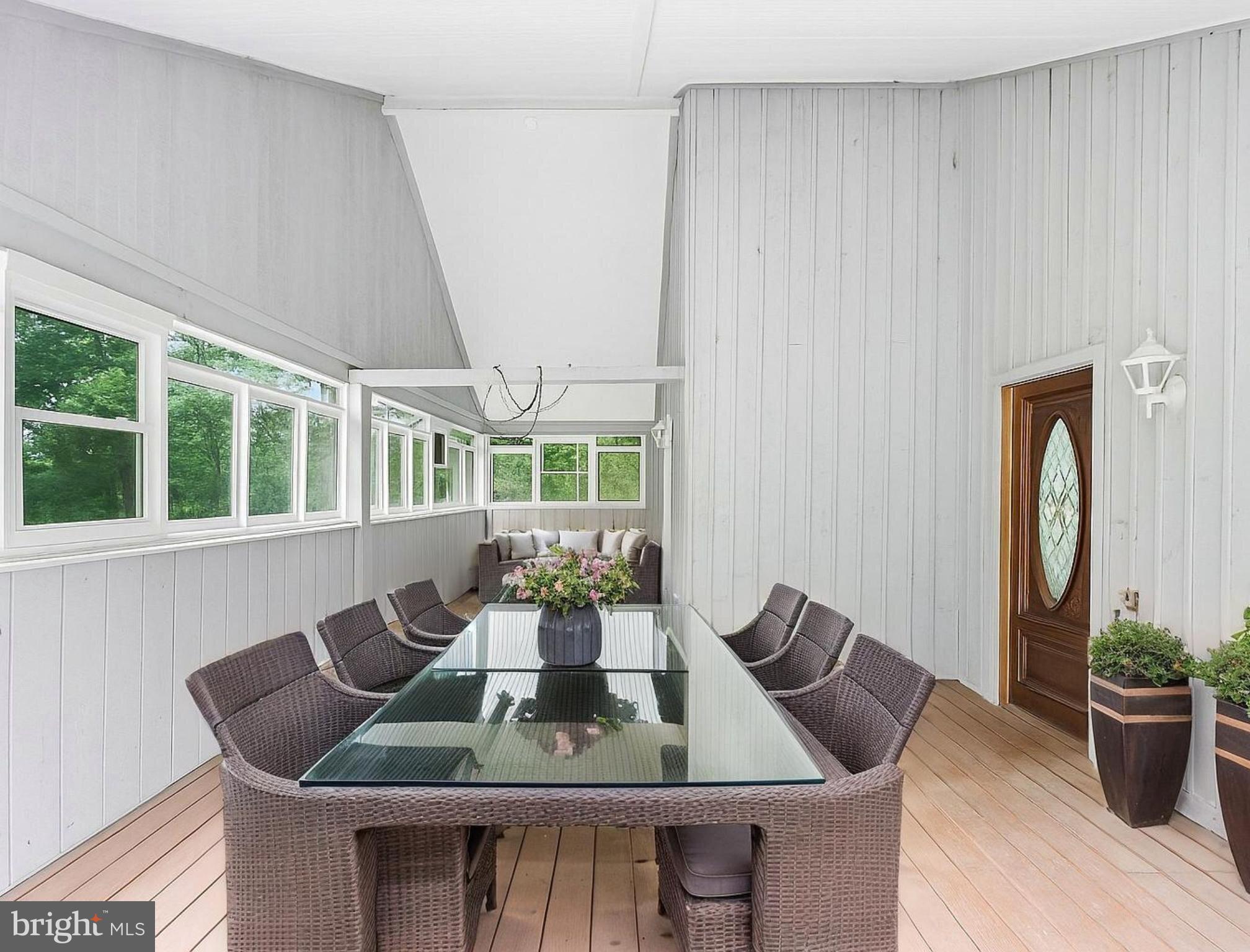 LEETOWN - Residential