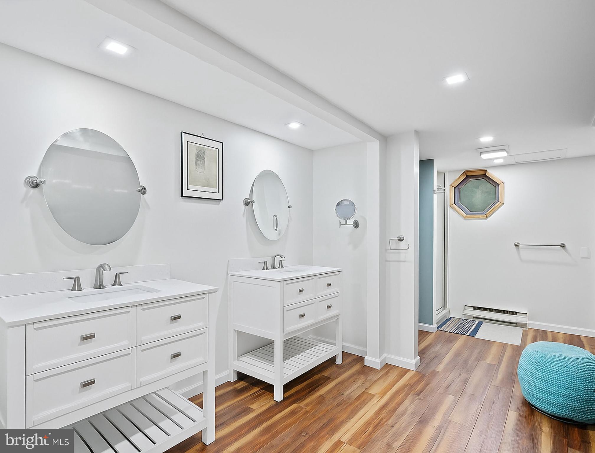 LEETOWN - Residential