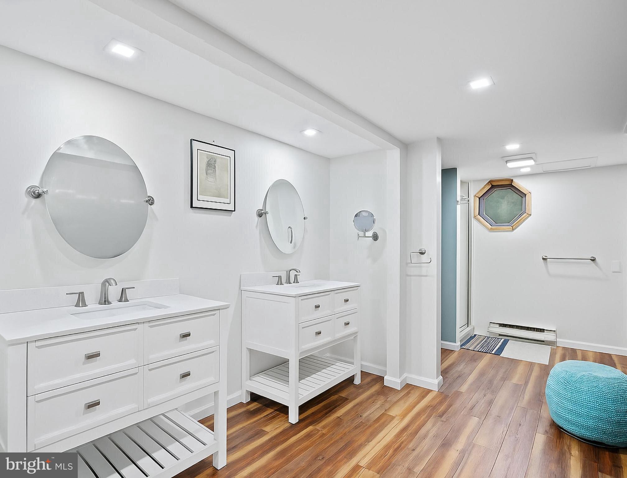 LEETOWN - Residential