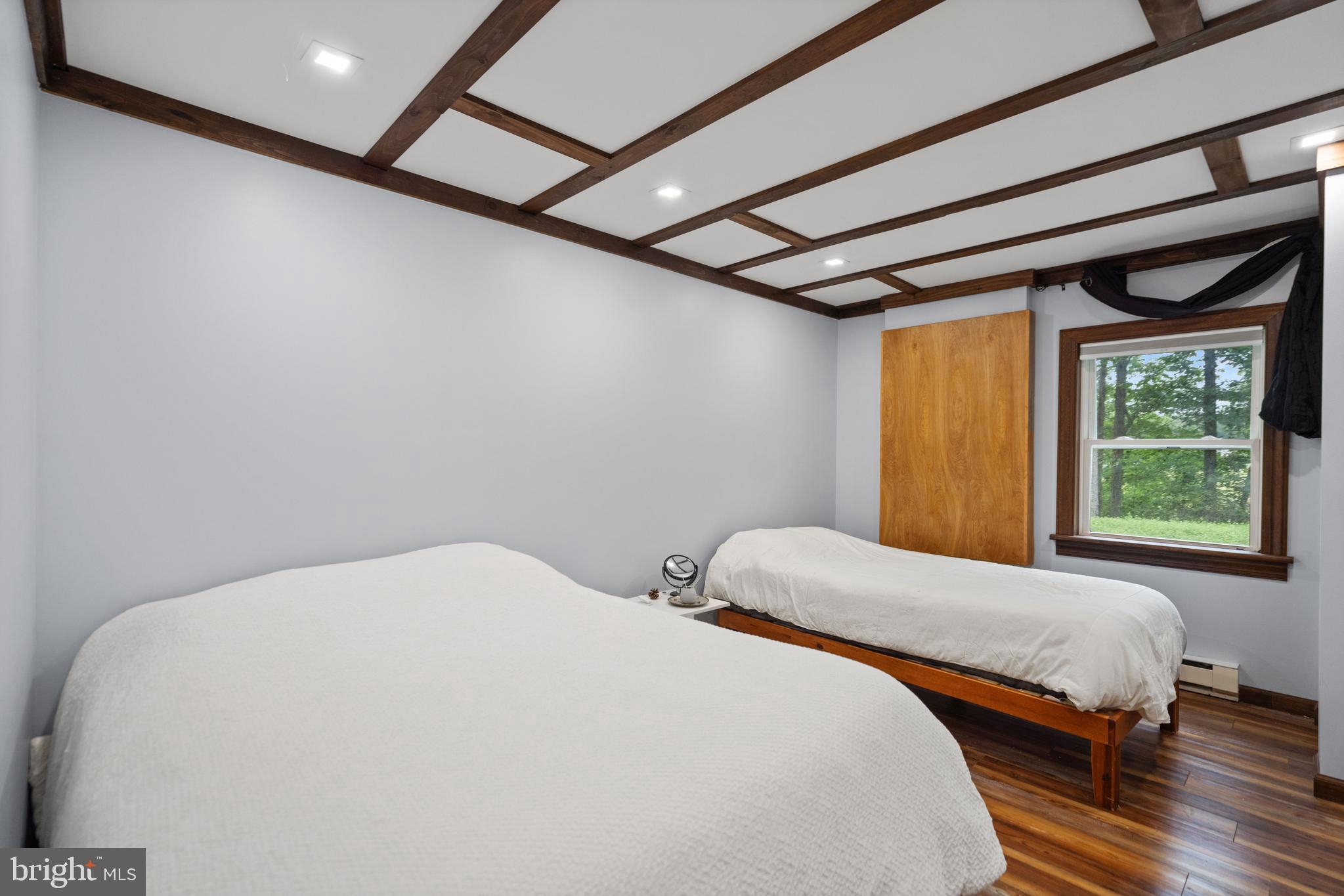 LEETOWN - Residential