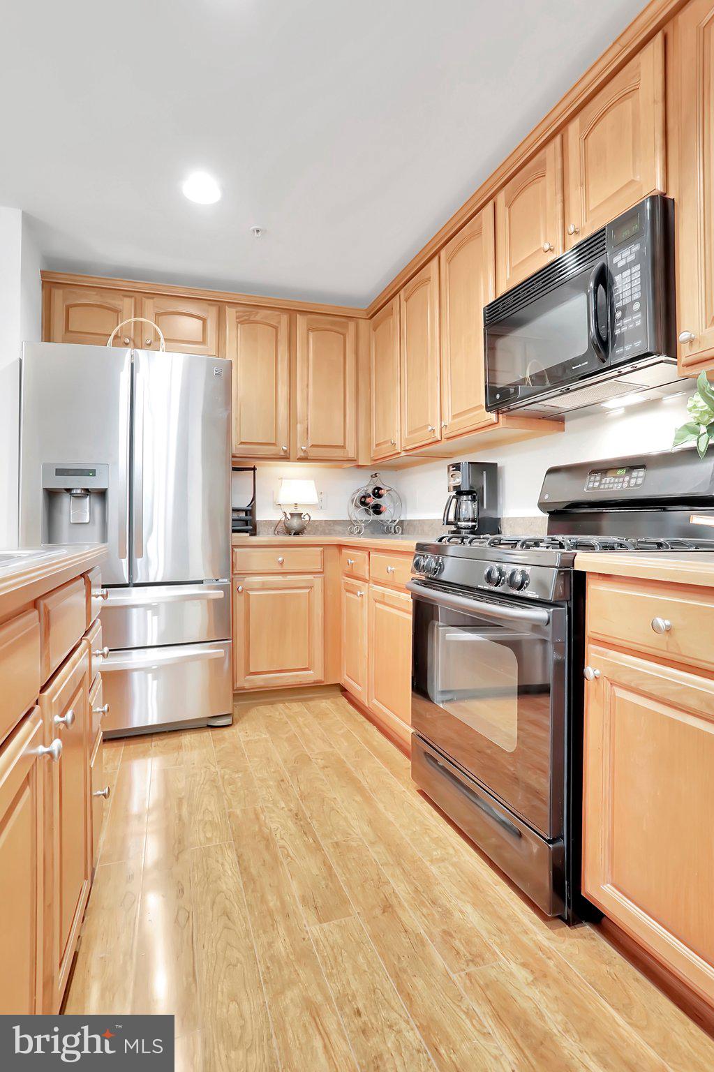 EAST MARKET AT FAIR LAKE - Residential