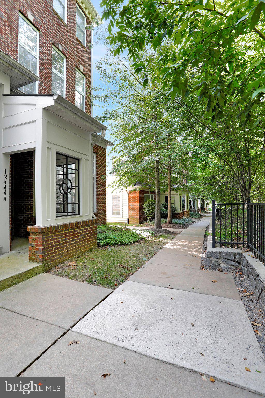 EAST MARKET AT FAIR LAKE - Residential