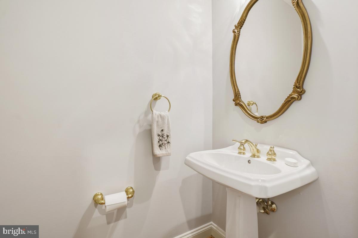 ALTA VISTA - Residential